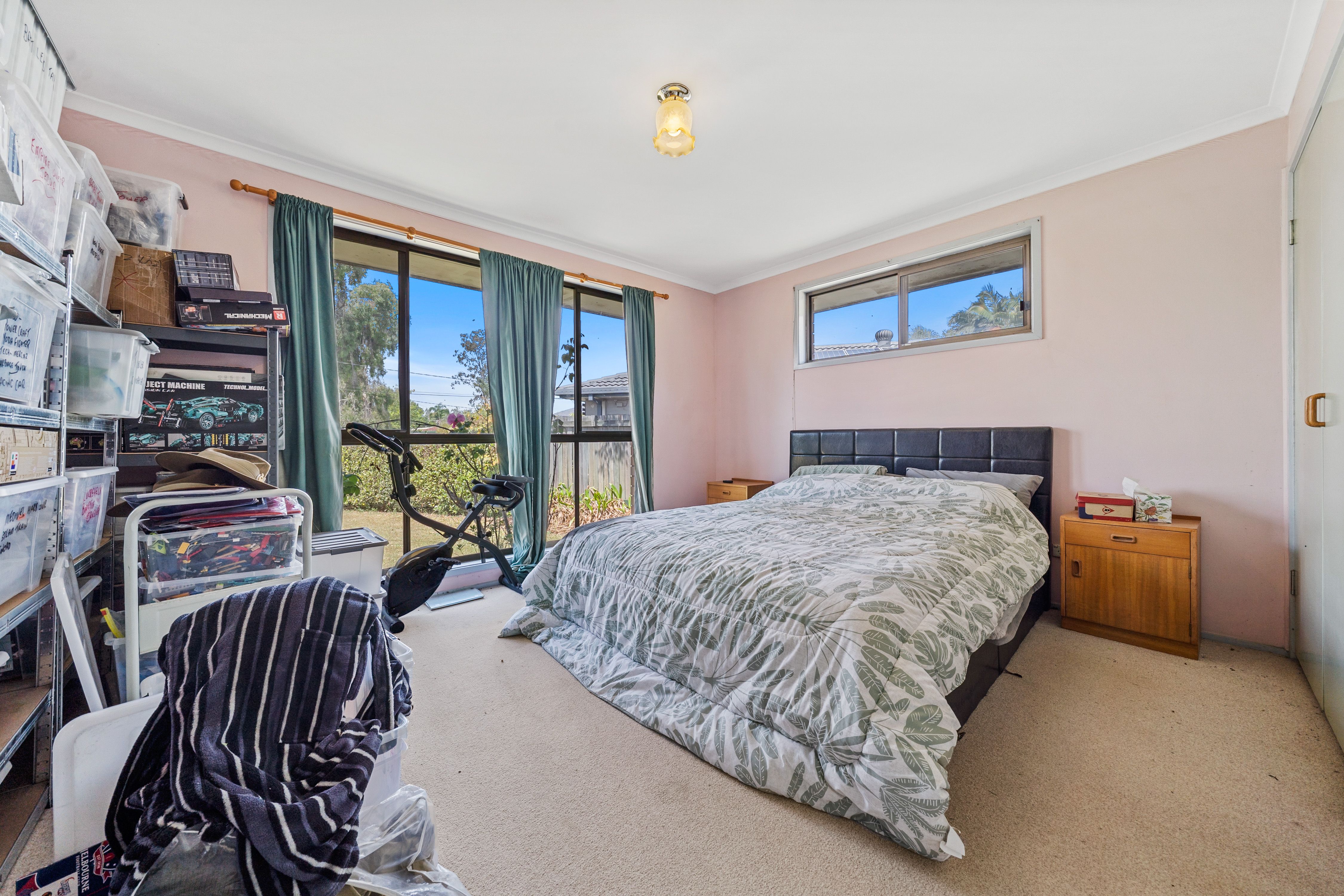 10 Ginninderra Court — photo 13 of 21