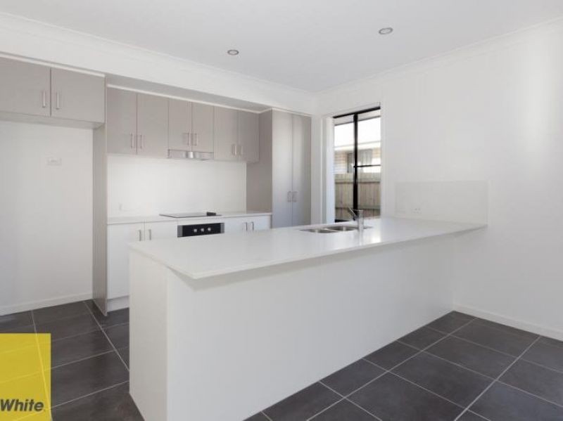 34 Minka Lane, Ormeau, QLD 4208