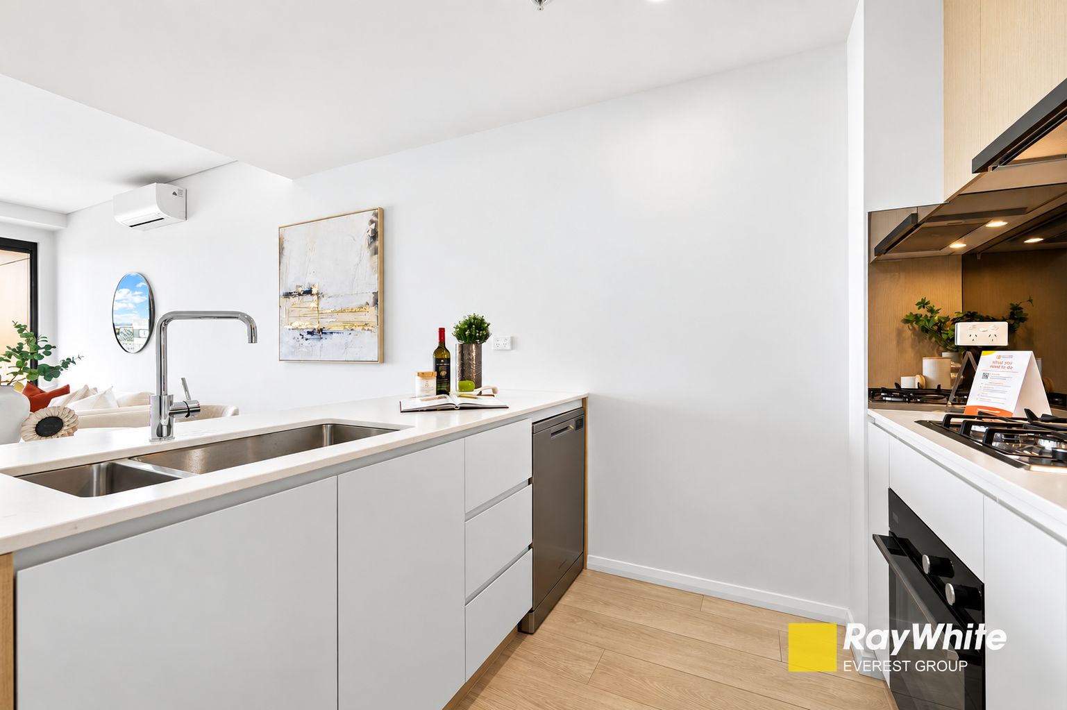 508/20A Hasluck Street — photo 3 of 19