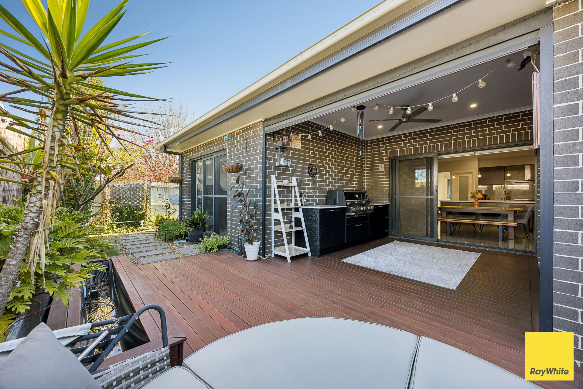 37 Bowen Circuit — photo 12 of 15