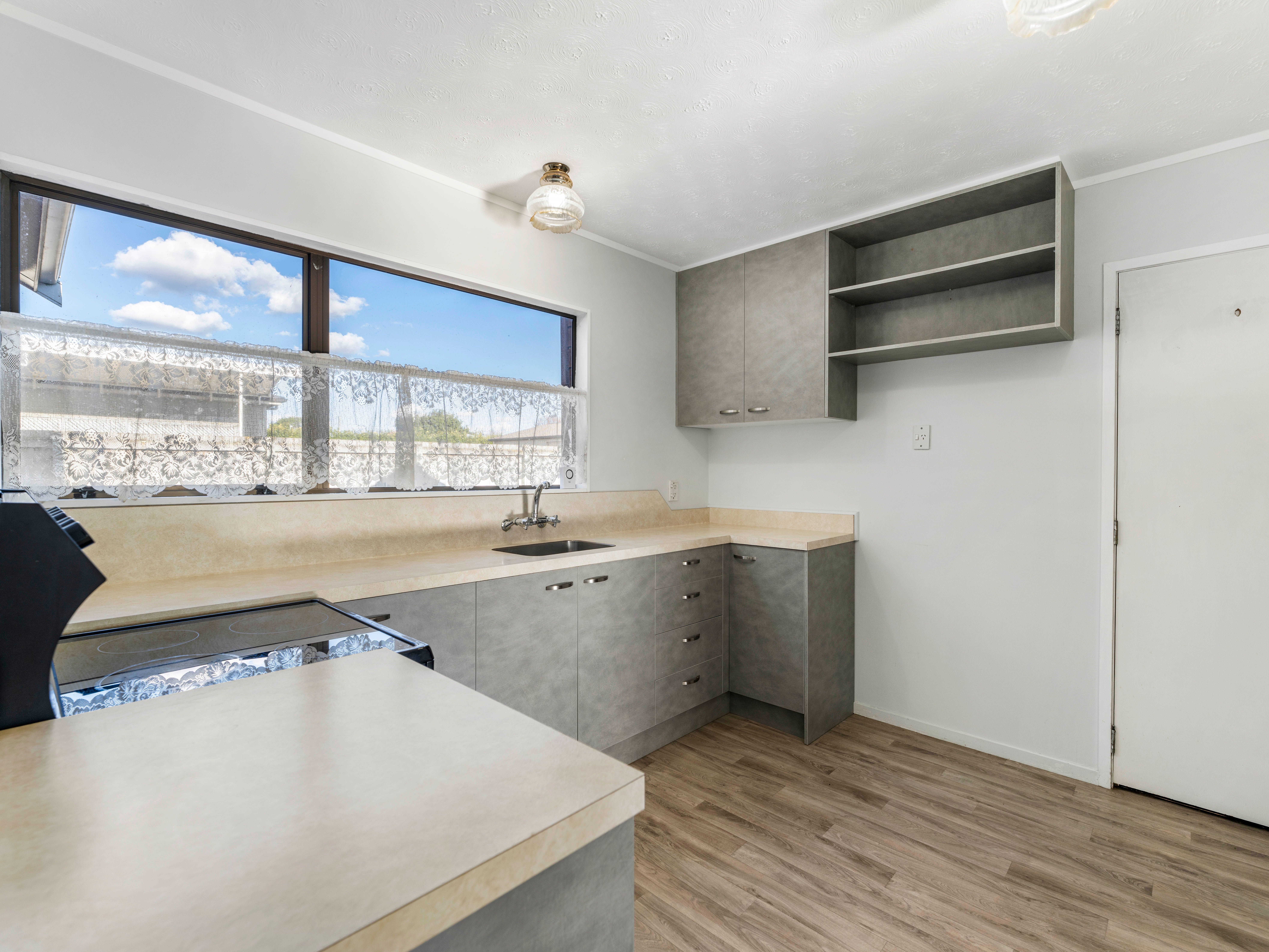 22B Kingswood Road, Papatoetoe, Manukau City