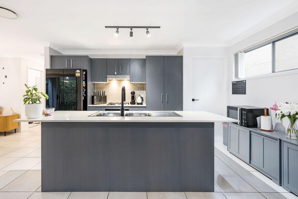 8 Regency Drive, Harrington Park, NSW 2567