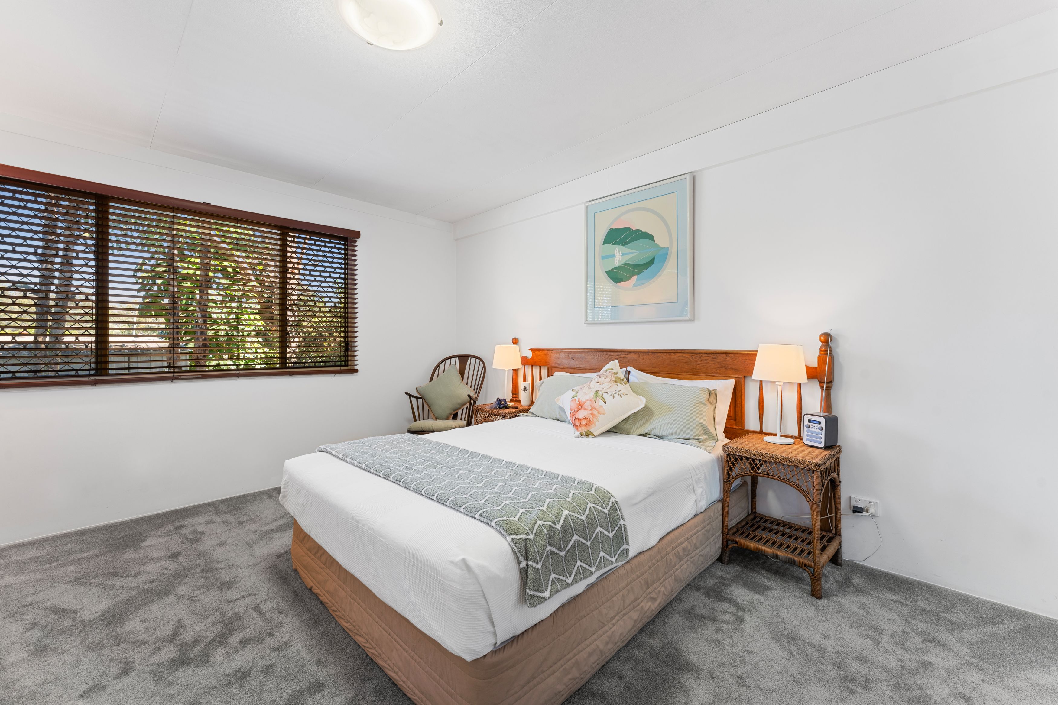 19 Warren Crescent — photo 10 of 30