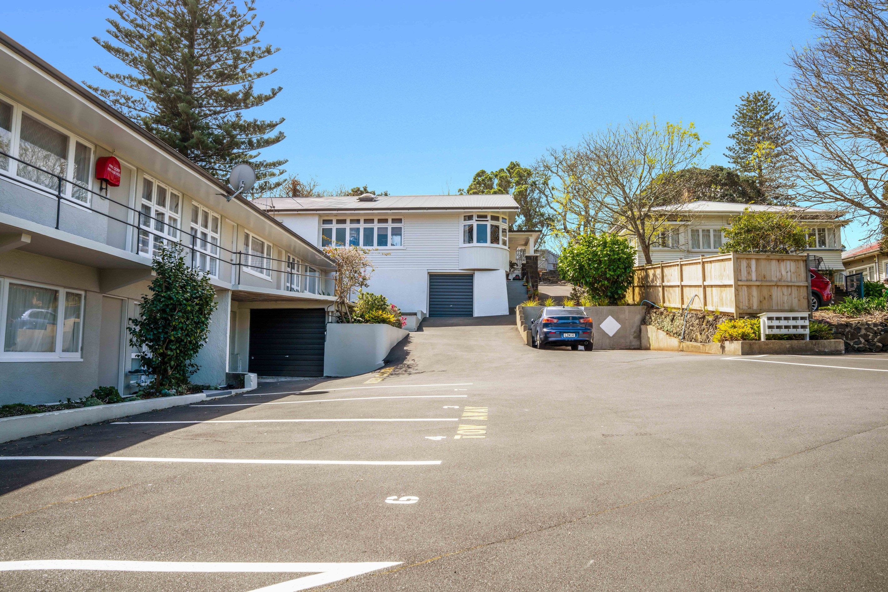 2 Outhwaite Lane, Newmarket, Auckland City