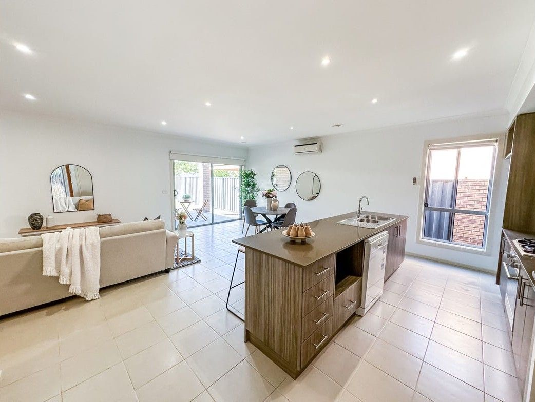 62 Brownlow Drive — photo 6 of 13