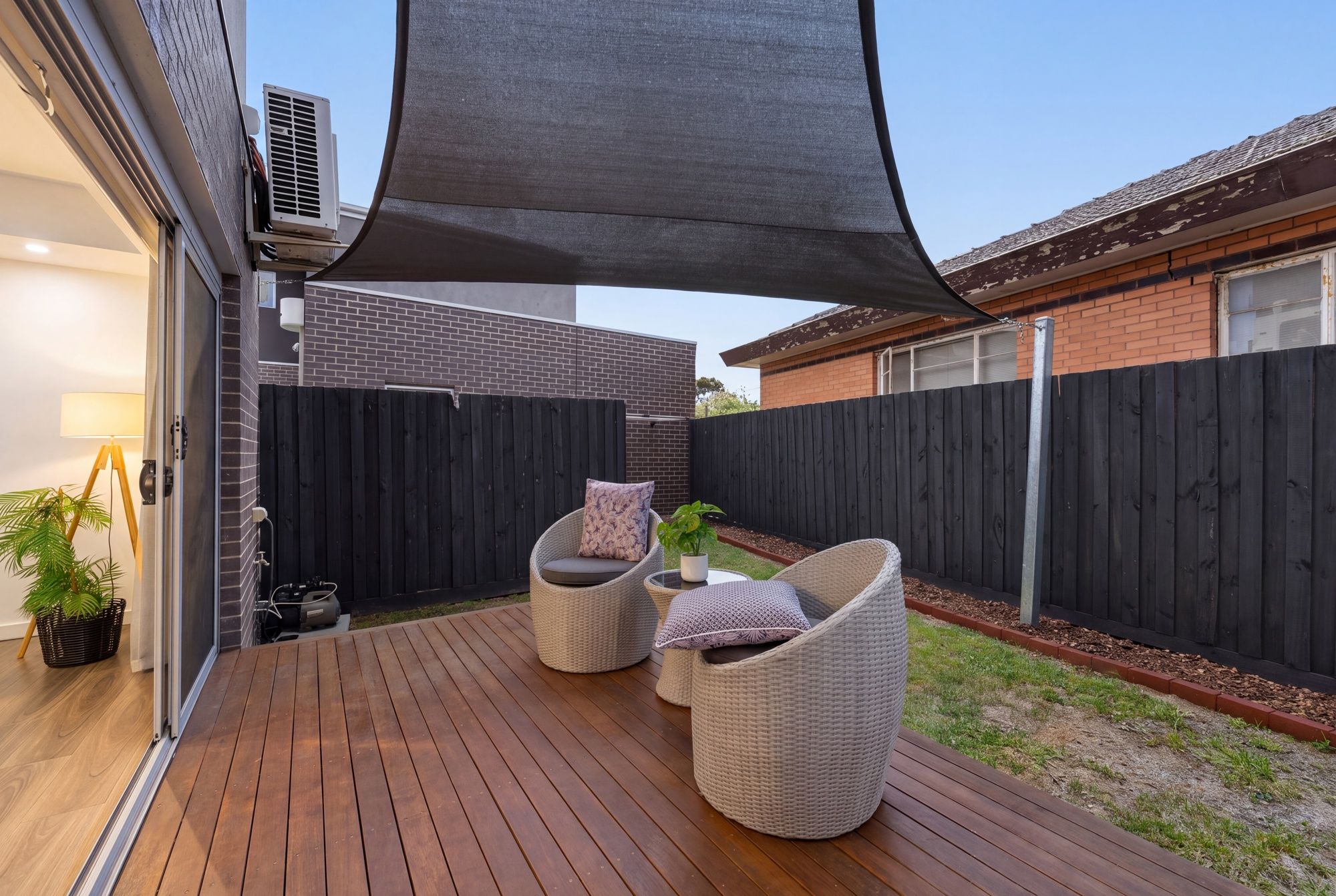 1/12 Stapley Crescent — photo 11 of 23