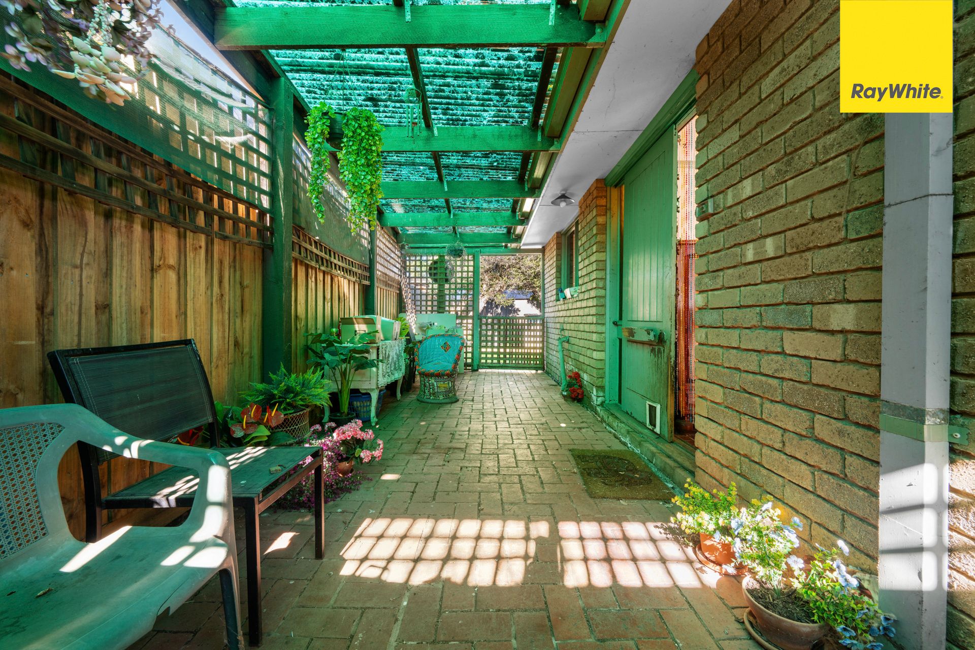 5 Karen Place — photo 17 of 18
