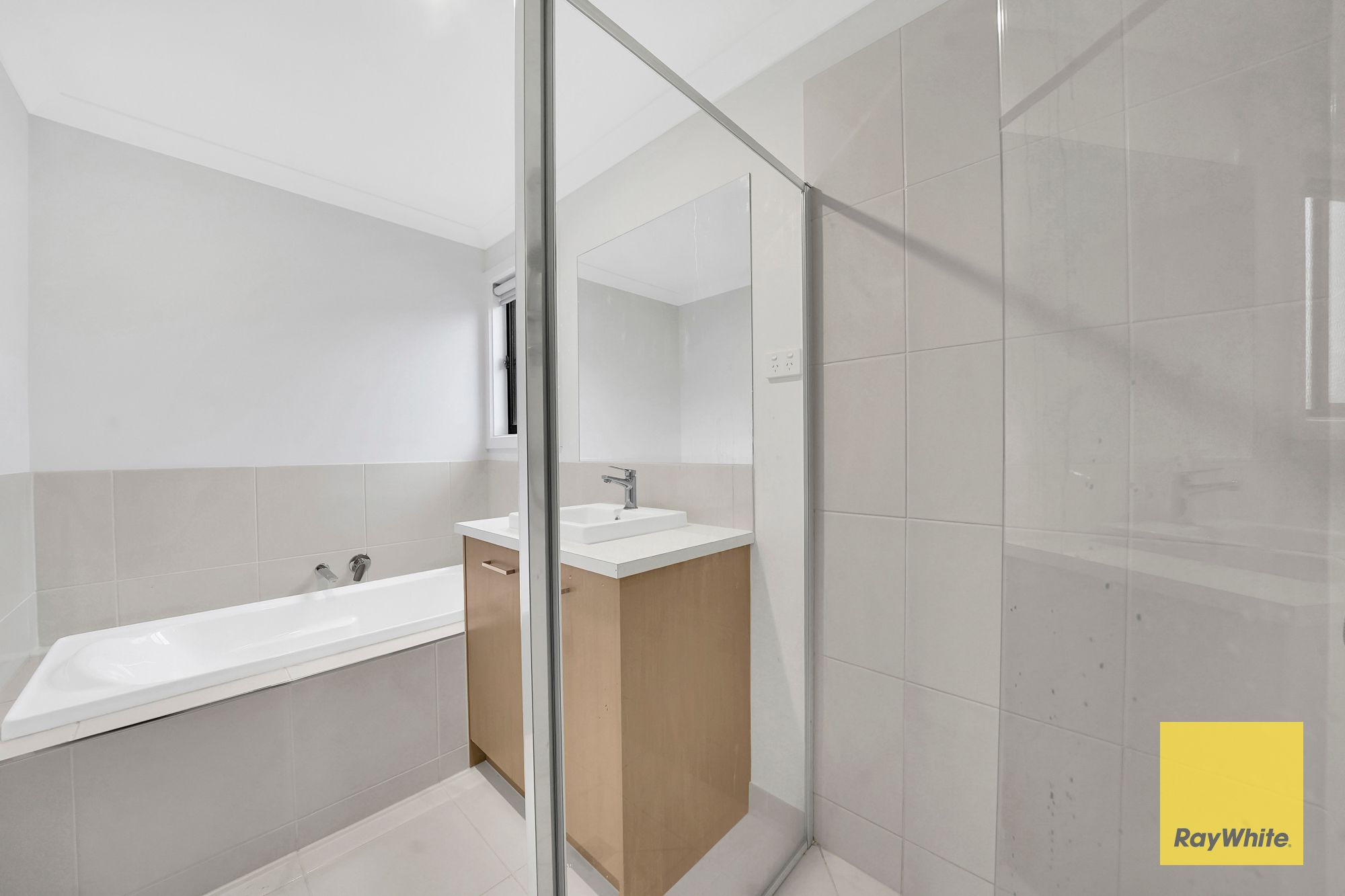 24 Primrose Avenue — photo 16 of 23