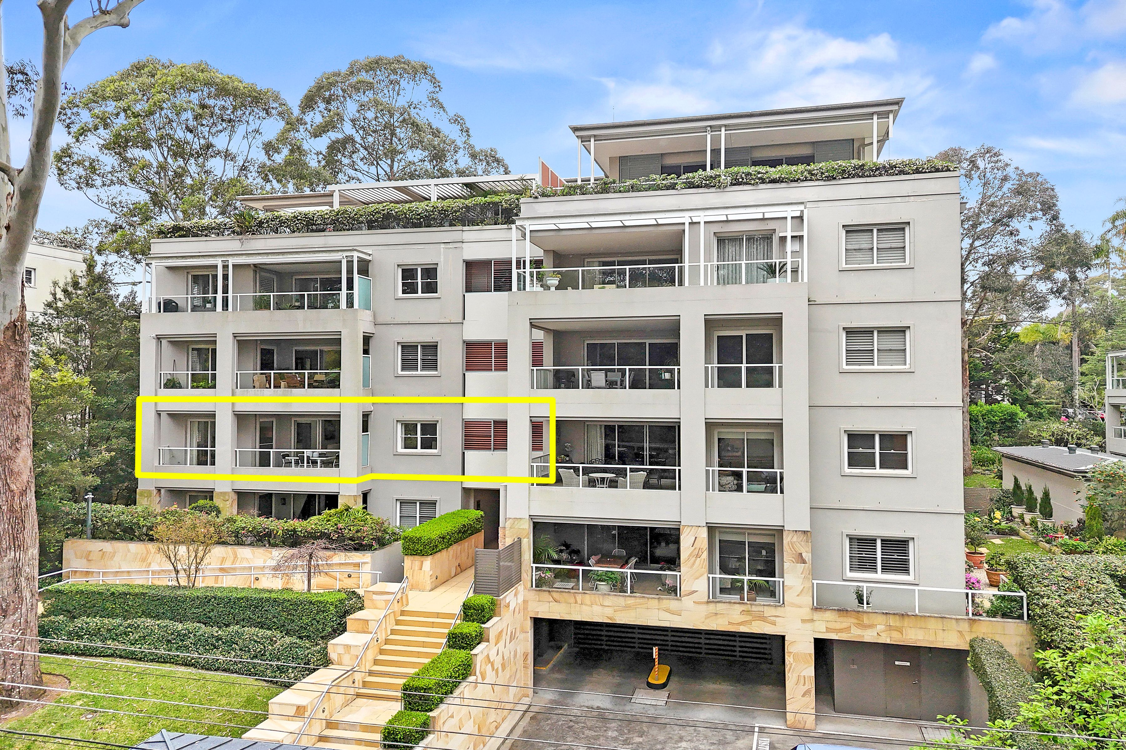 201/10 Ada Avenue — photo from Ray White Upper North Shore