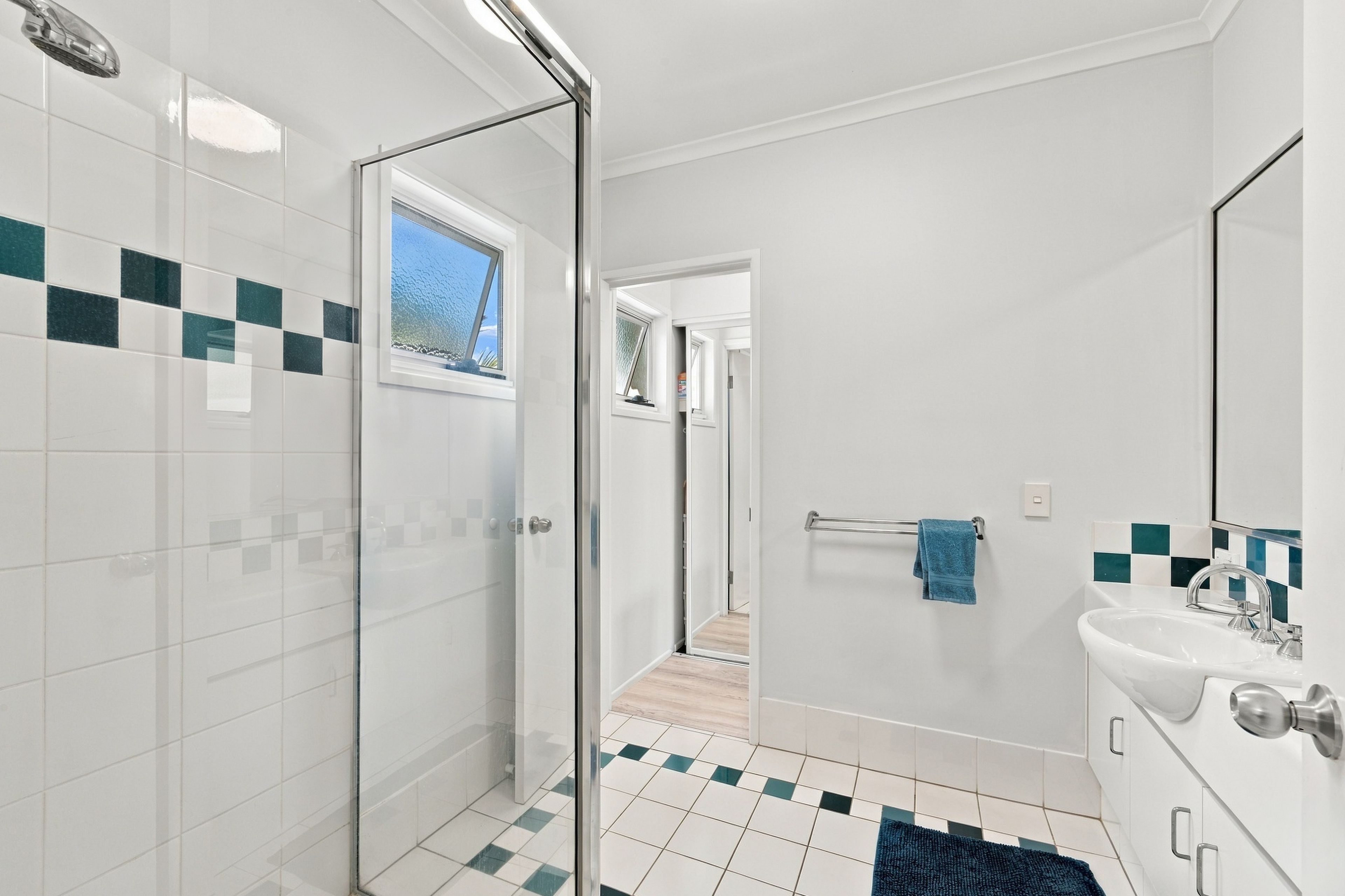 252/2 Keem Street — photo 9 of 18