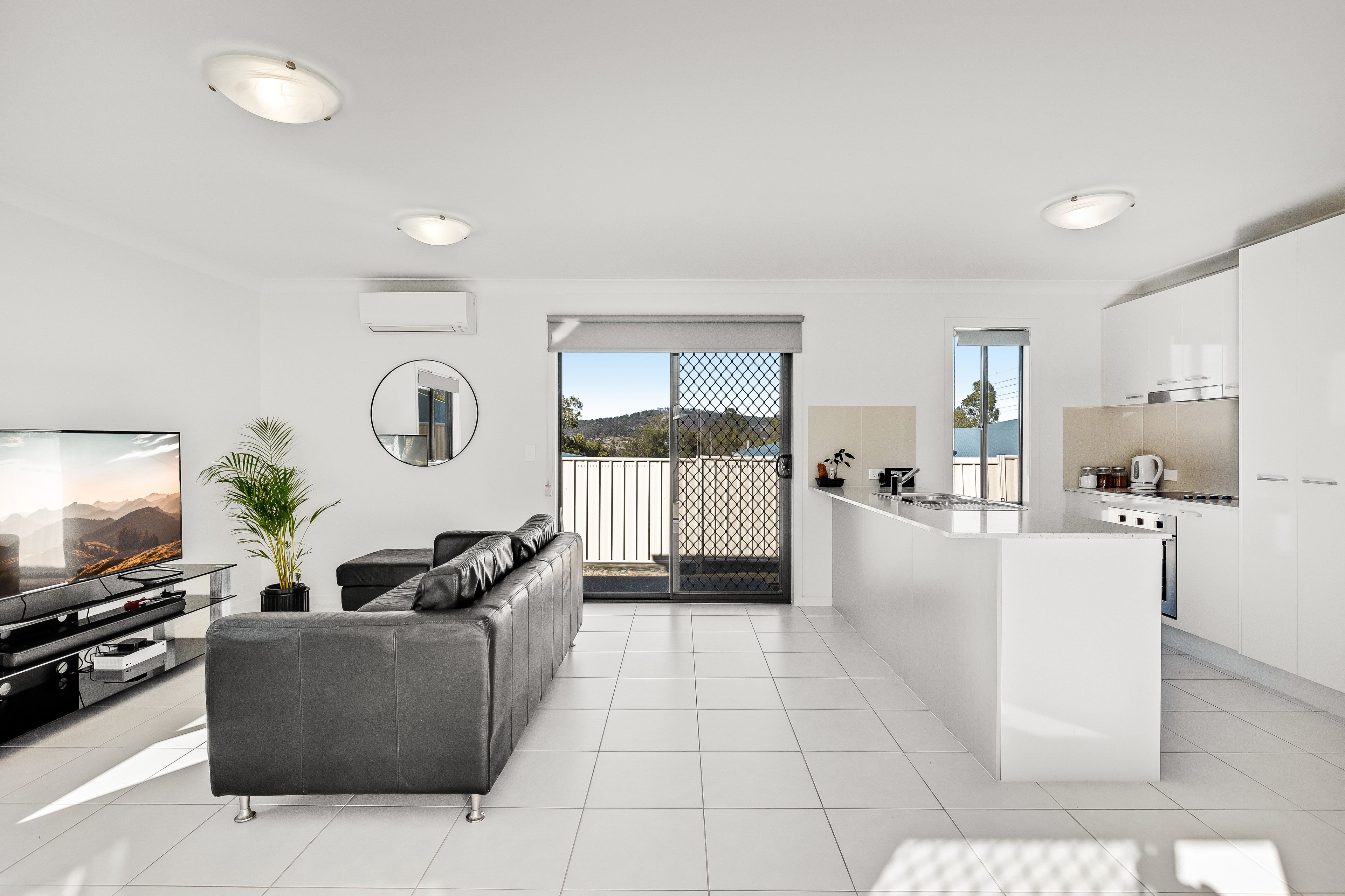 1 & 2/4 Minnett Street, Glenvale, QLD 4350