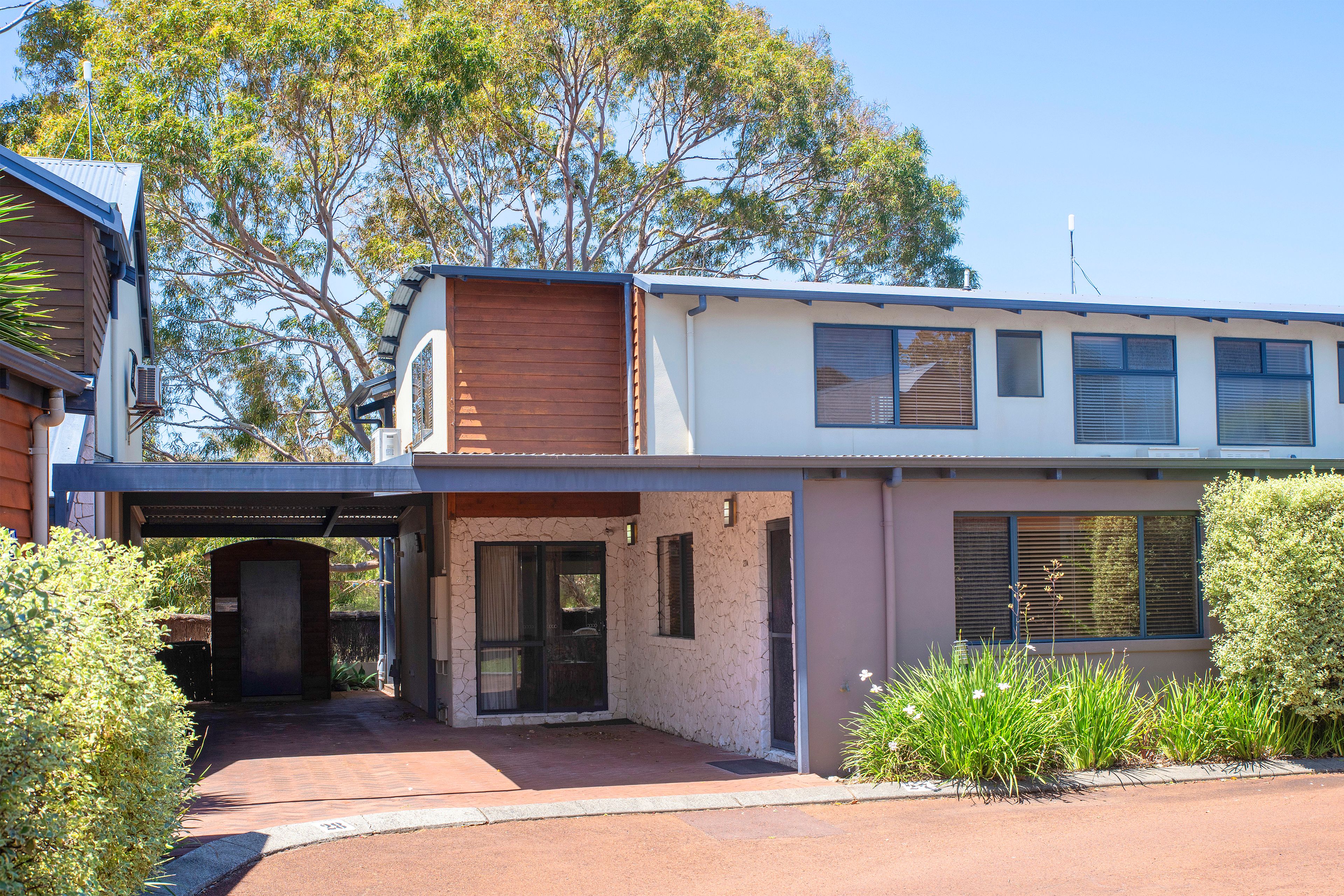 12 Dunn Bay Road, Dunsborough WA 6281