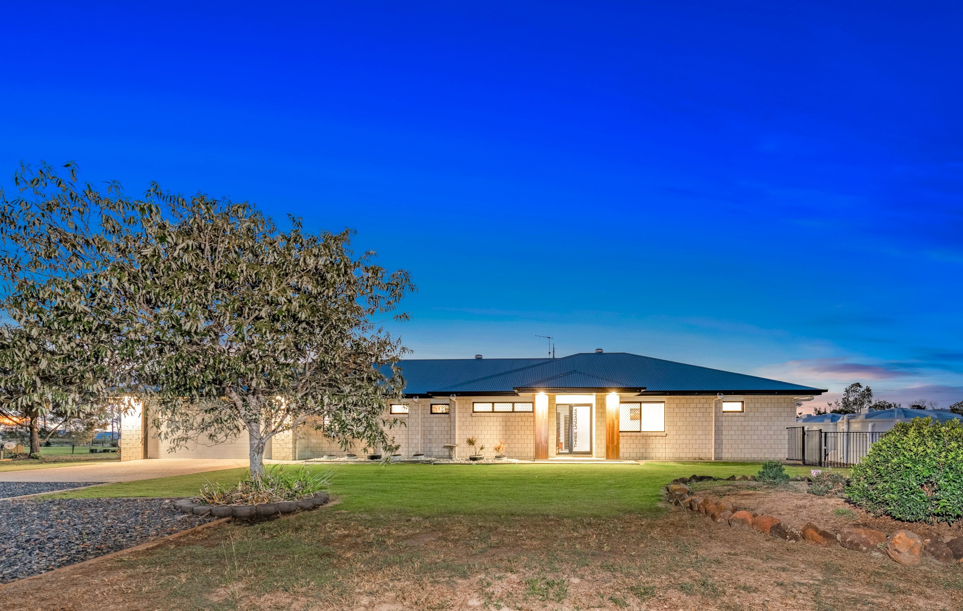 3 Undara Court, Branyan, QLD 4670