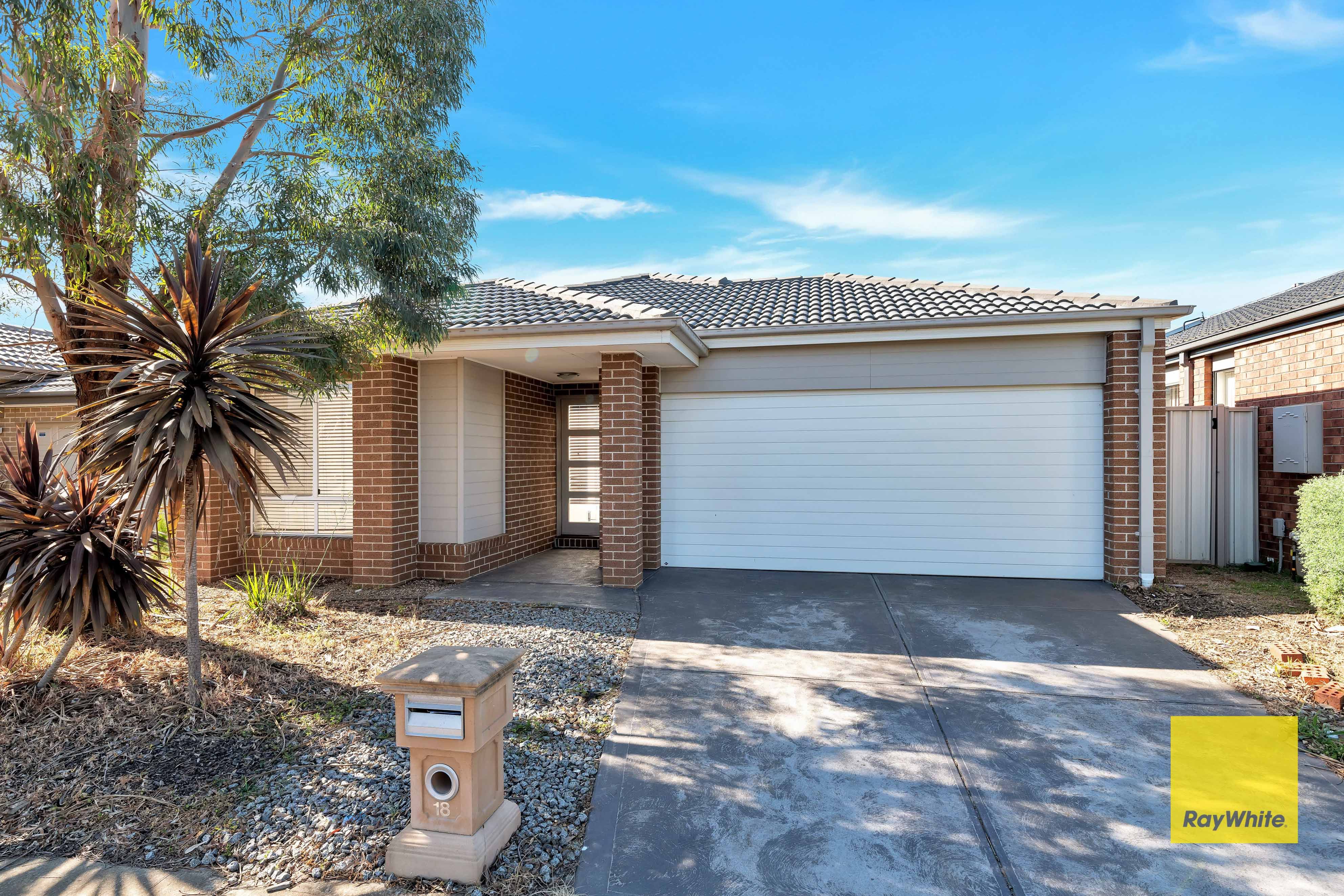 18 Gladesville Street, Truganina VIC 3029