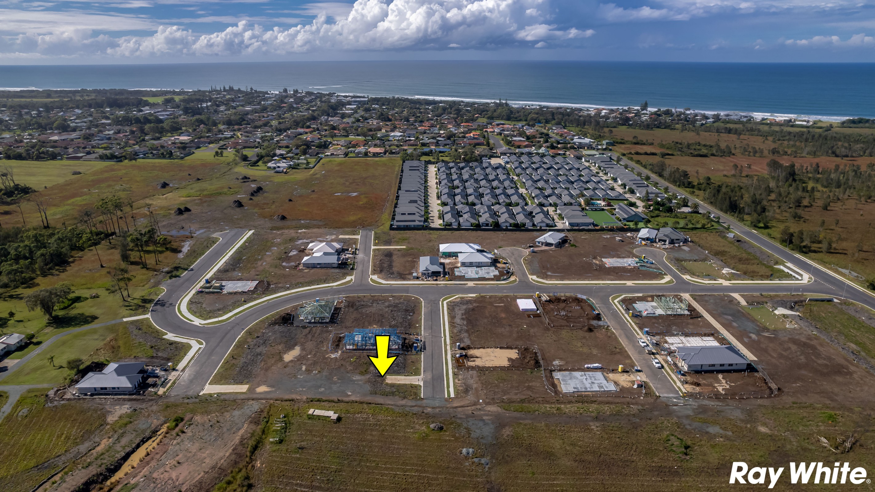 10 Newport Circuit, Old Bar, NSW 2430