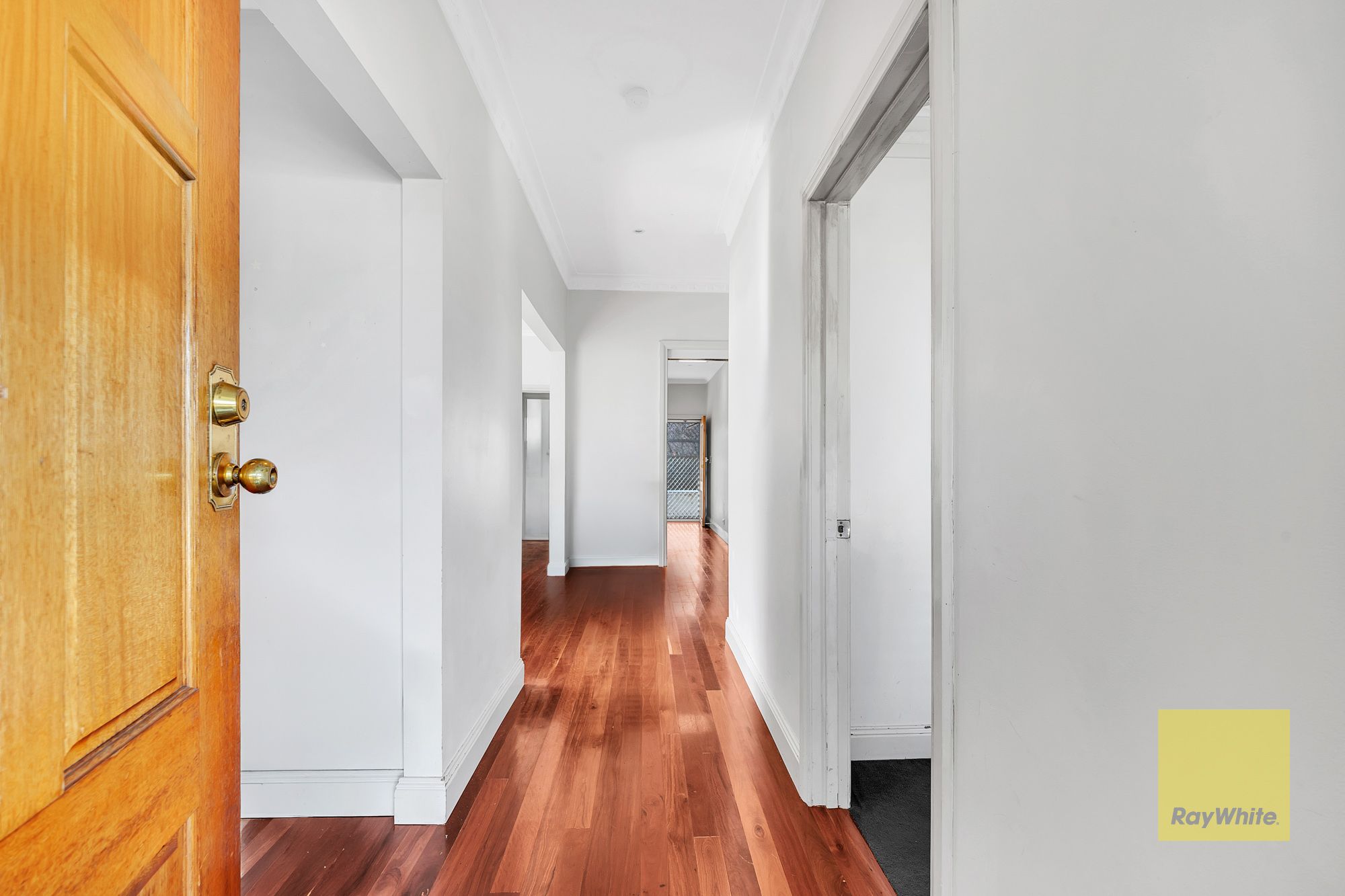 6 Lloyd Street — photo 2 of 18