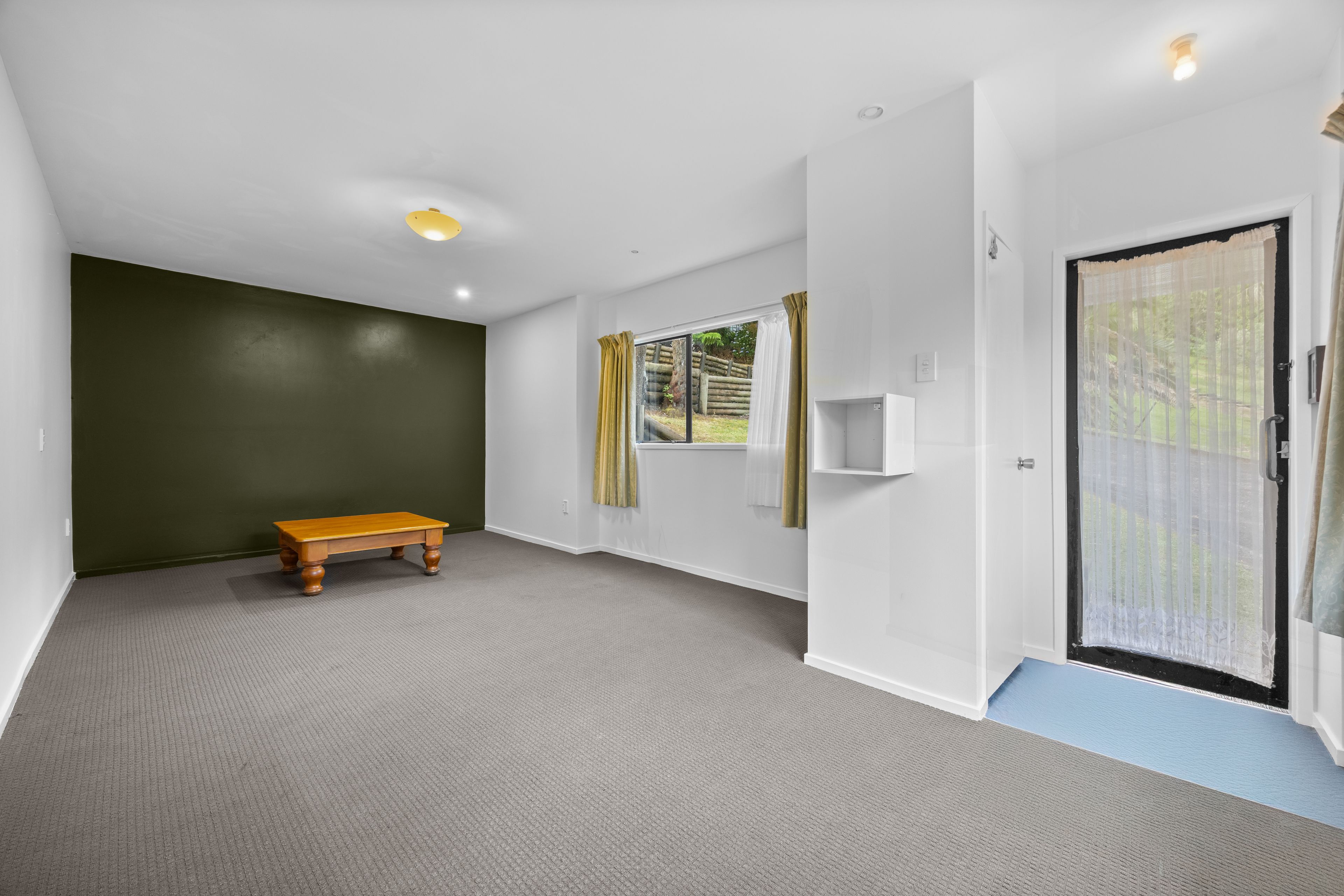 274 Forest Hill Road, Waiatarua, Waitakere City