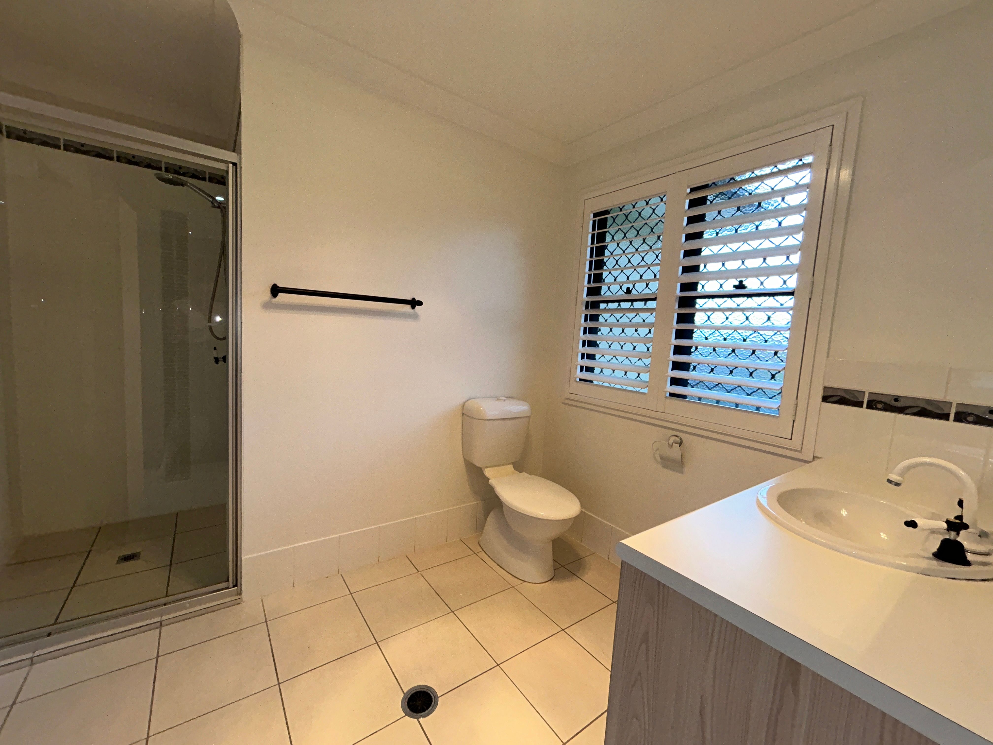 73 Hollywood Avenue — photo 17 of 30