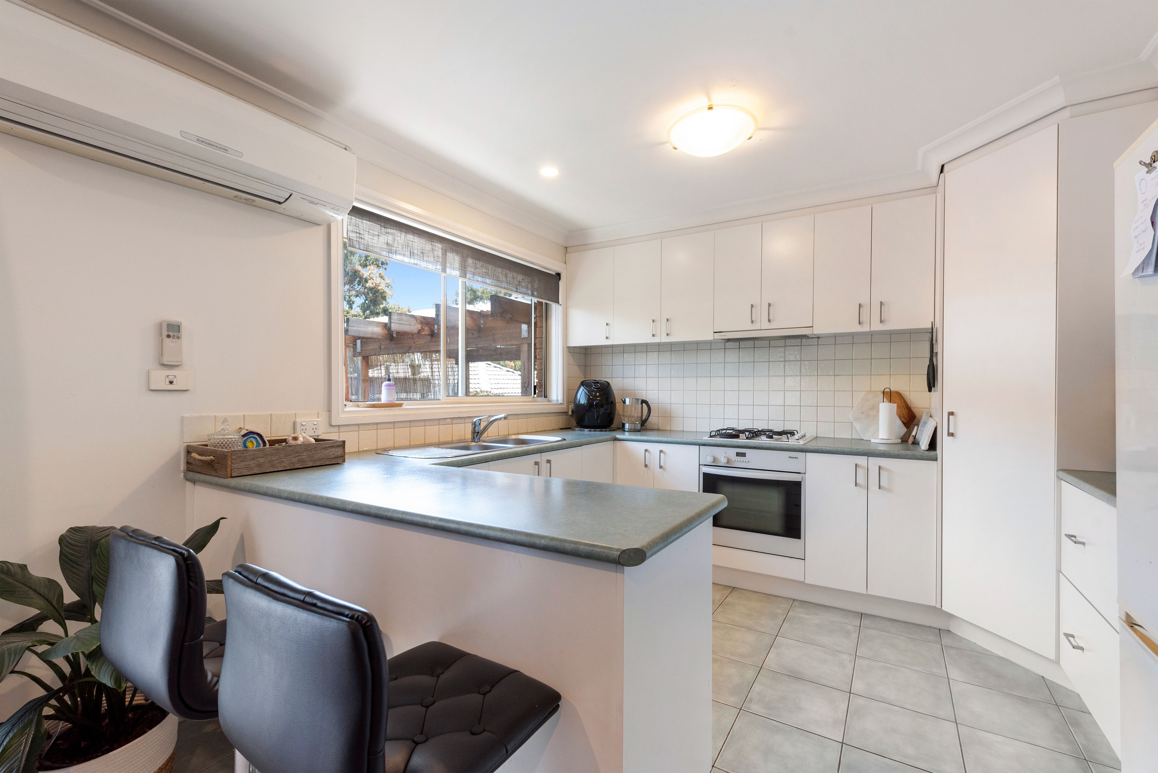 2/13 Kedleston Way, Rowville, VIC 3178