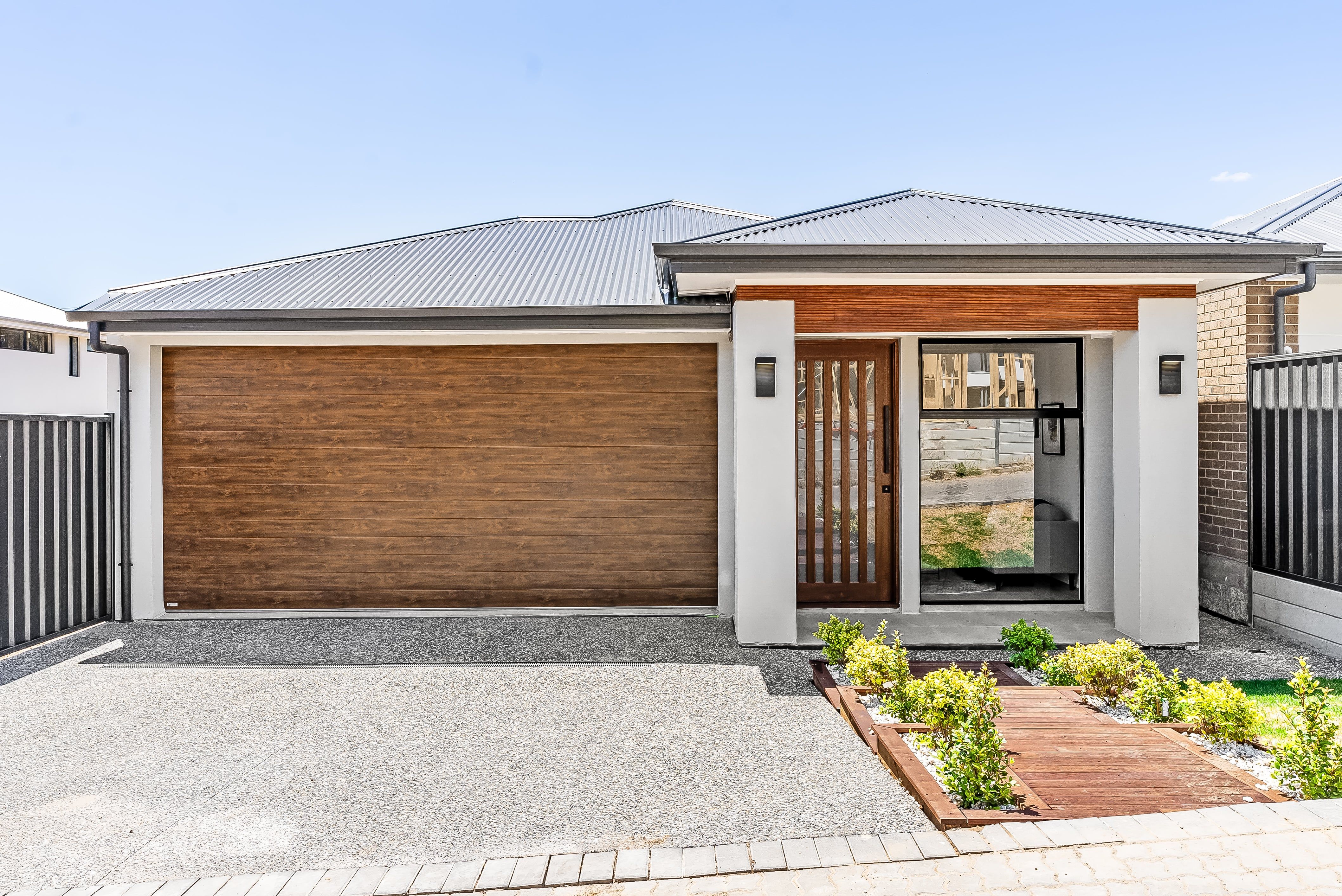 18 Peacock Road — photo 3 of 3