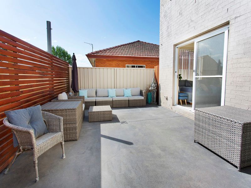 47 Moore Street, Oak Flats, NSW 2529