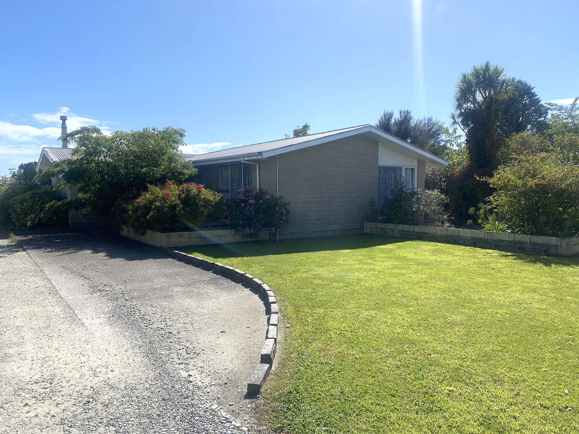 115 Brougham Street photo 0