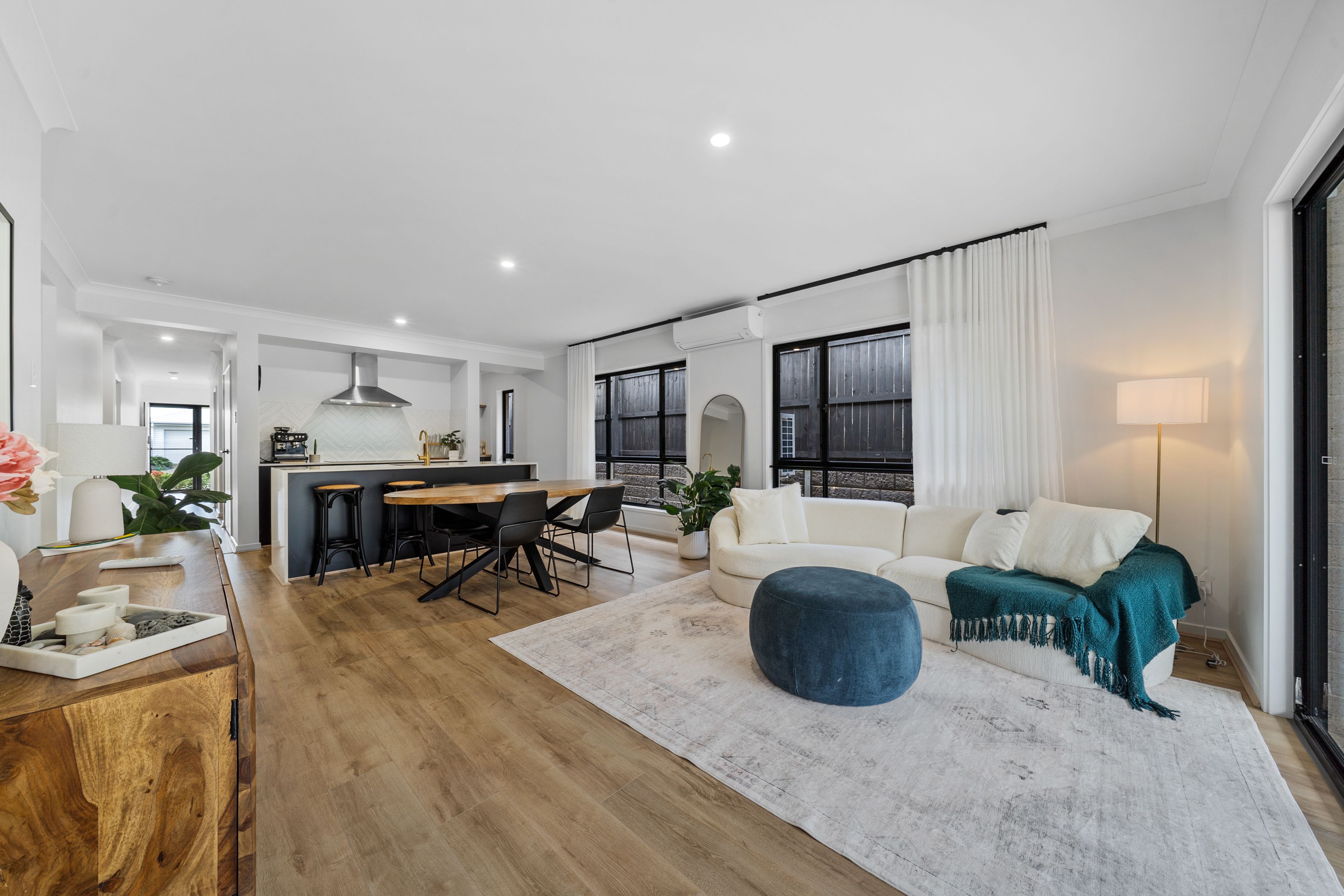 20 Brittle Street, Redland Bay, QLD 4165