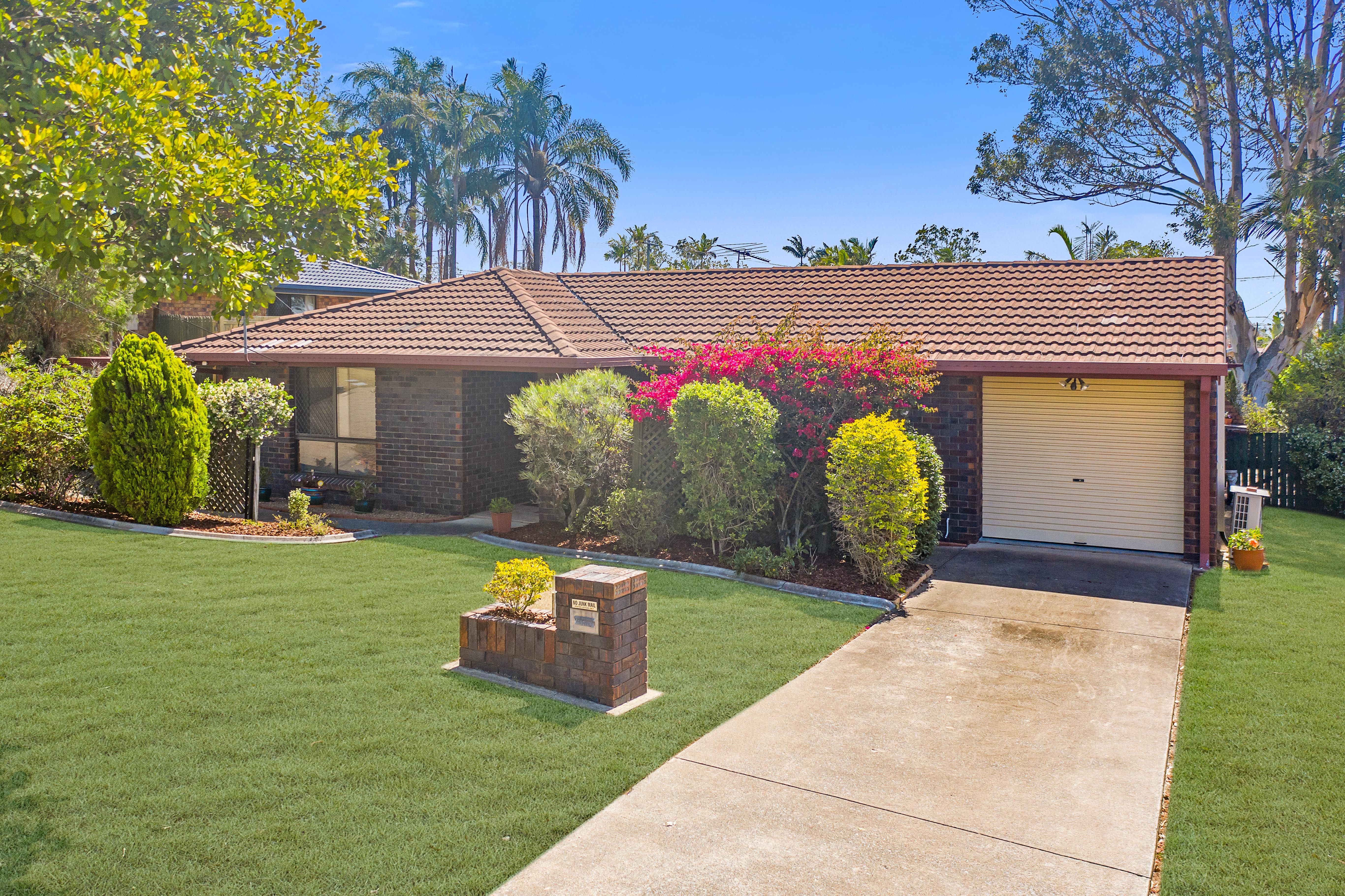 6 Jonquil Street, Daisy Hill, QLD 4127