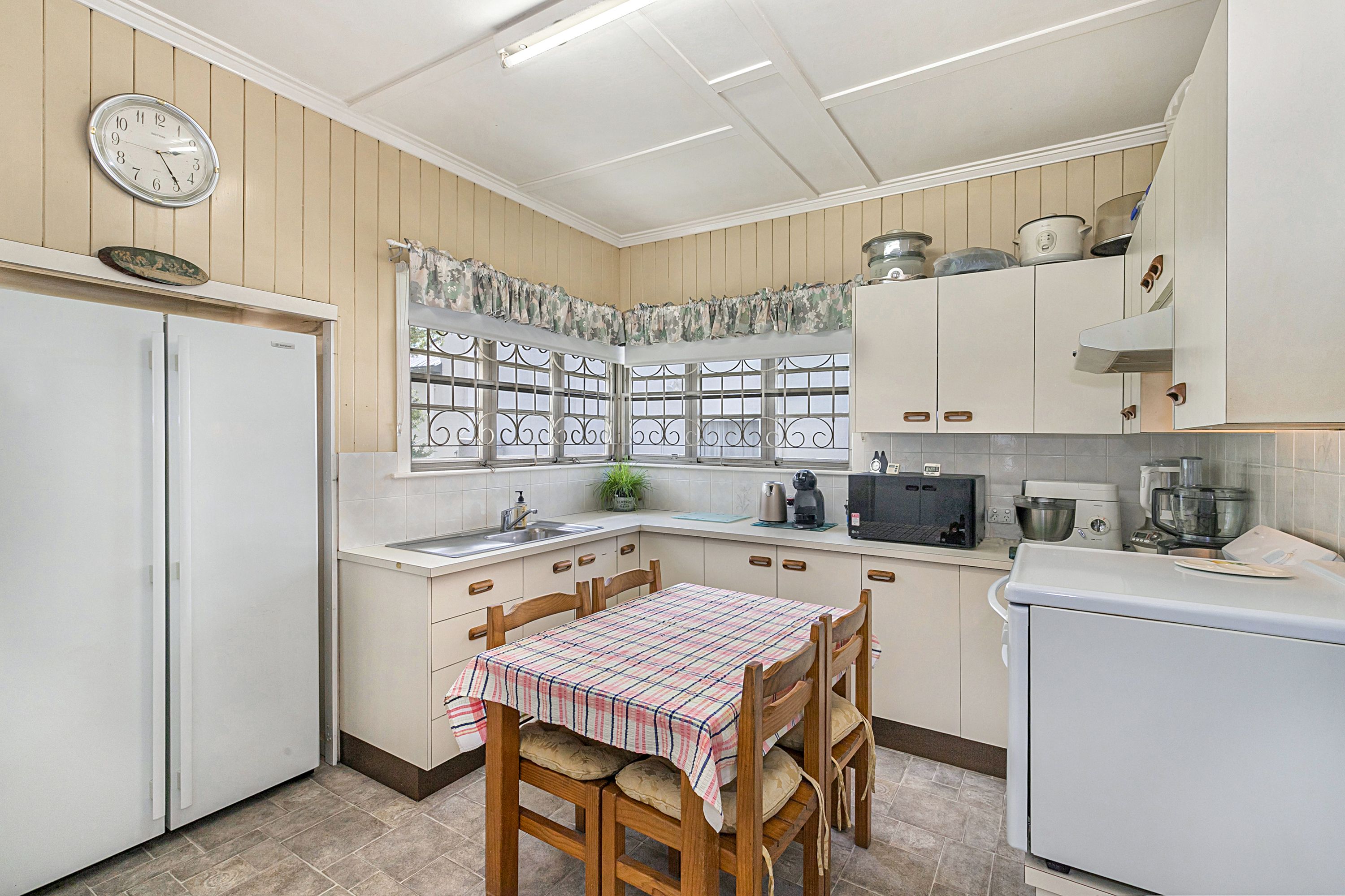 17 Dart Street, Corinda, QLD 4075