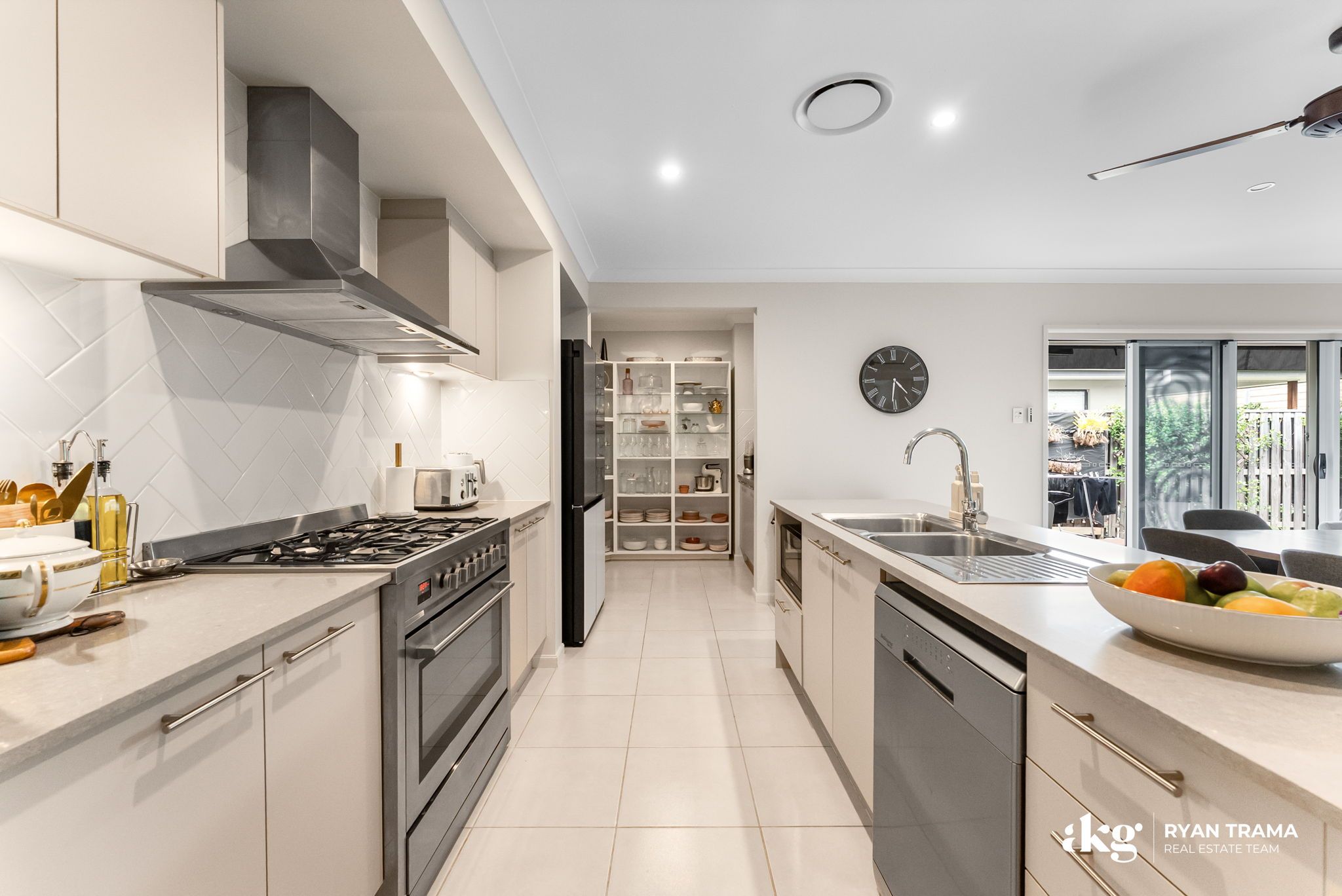 48 Samford Drive, Holmview, QLD 4207