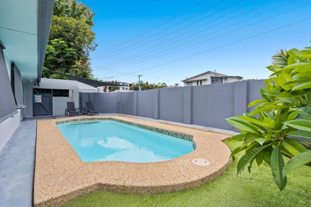 151 Racecourse Drive — photo from Ray White Mermaid Waters