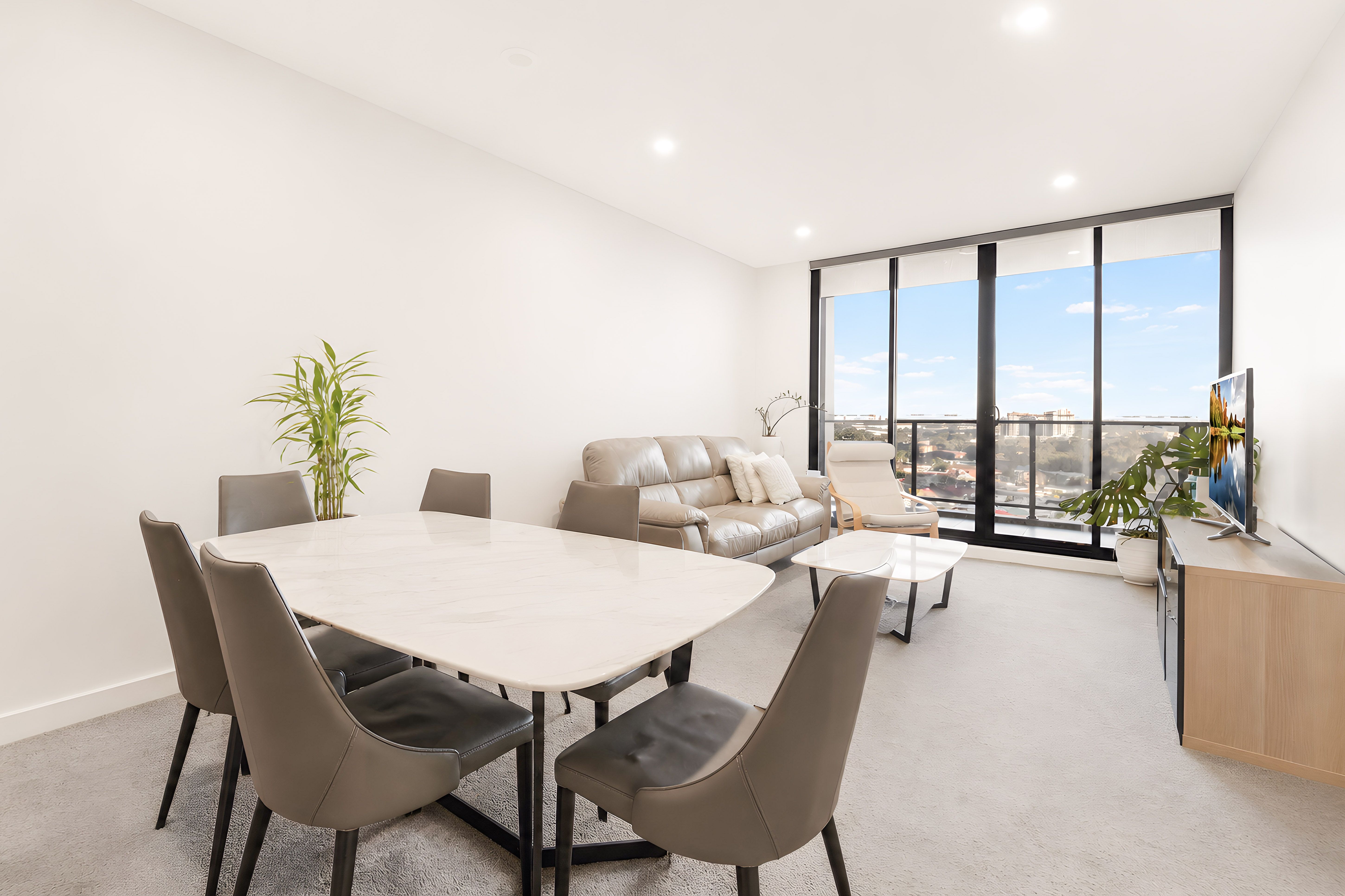 1405/11 Hassall Street — photo 3 of 12