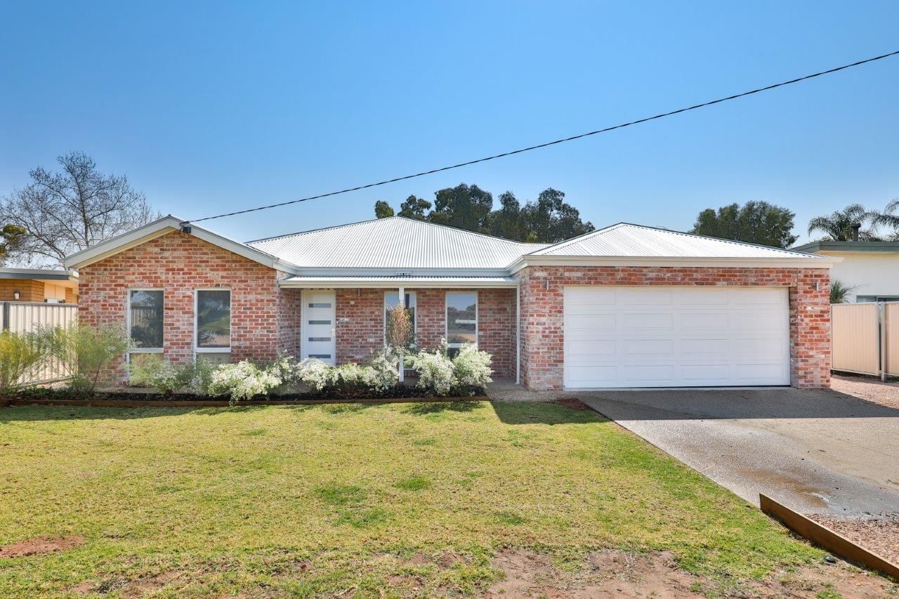 215 Sandilong Avenue, Nichols Point, VIC 3501