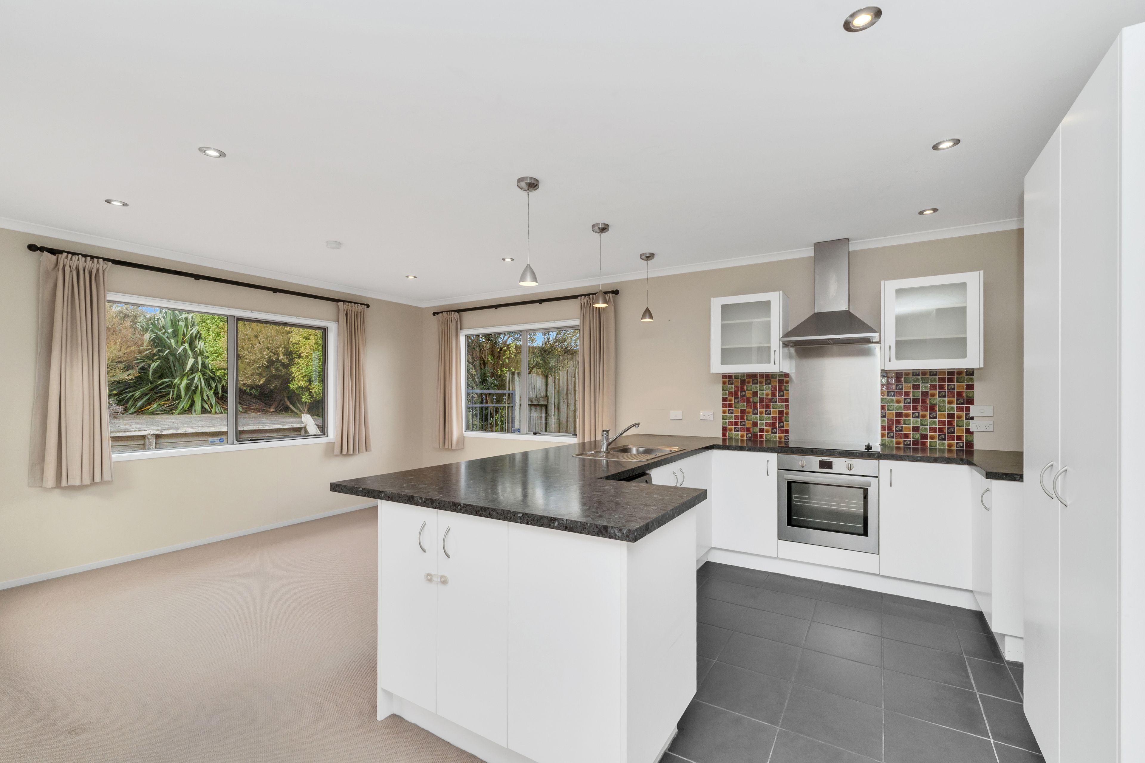 35 Cleat Street, Whitby, Porirua City