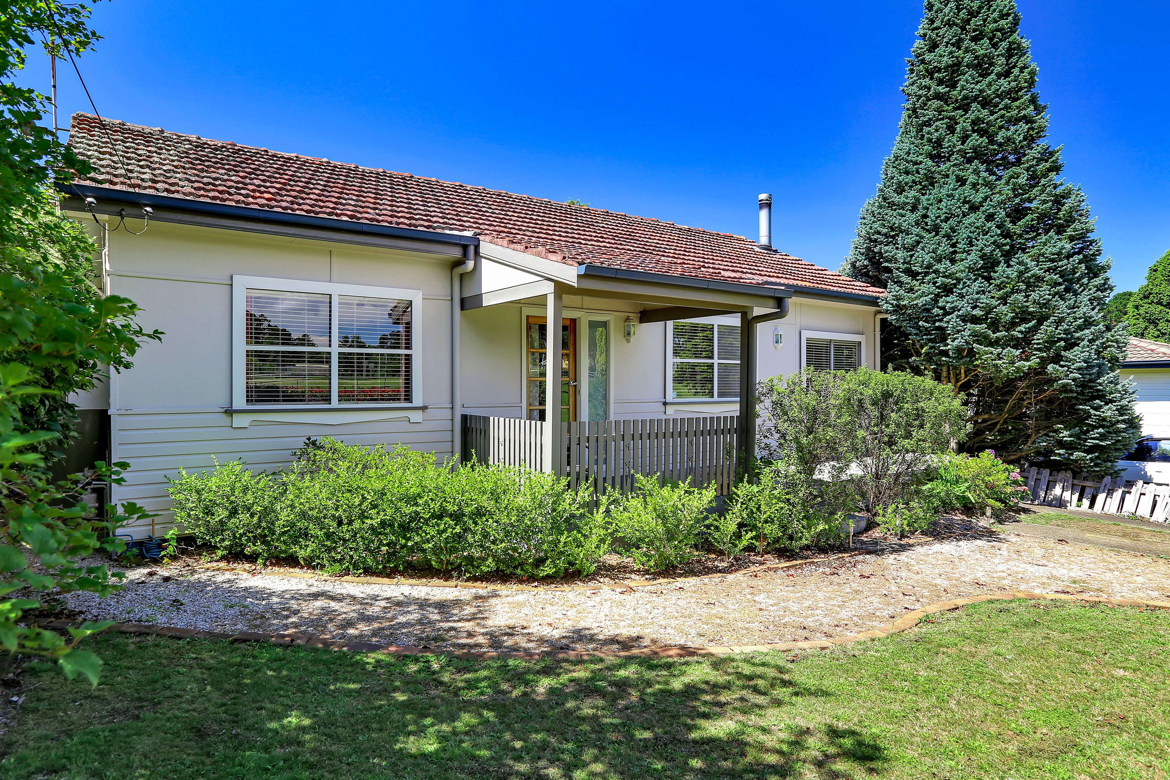 26 Leichhardt Street