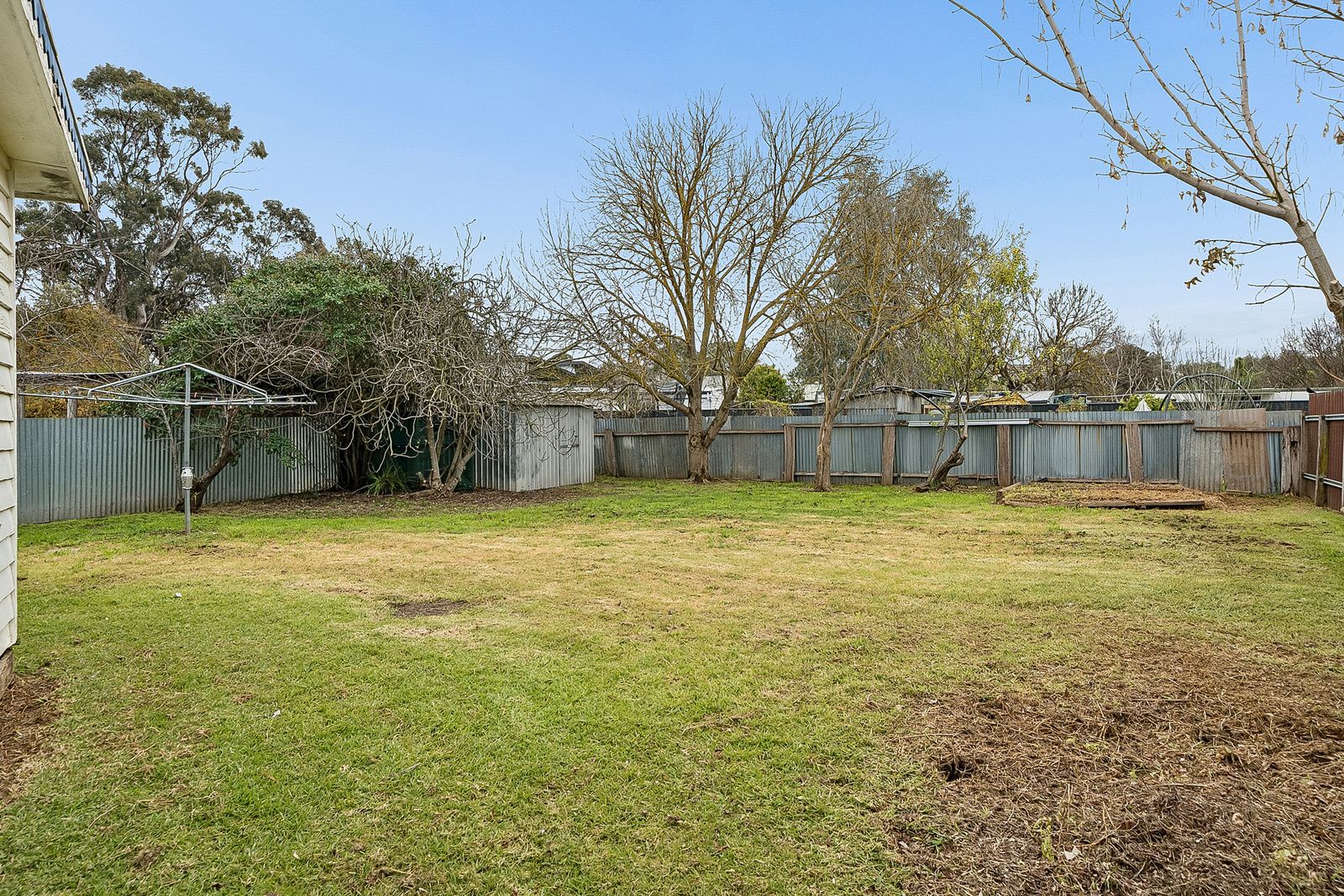 2 Myola Crescent — photo 12 of 14