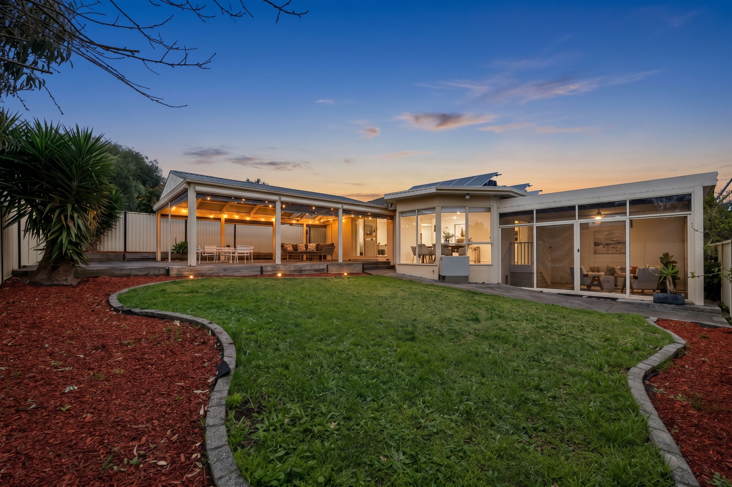 89 Sydney Parkinson Avenue, Endeavour Hills, VIC 3802
