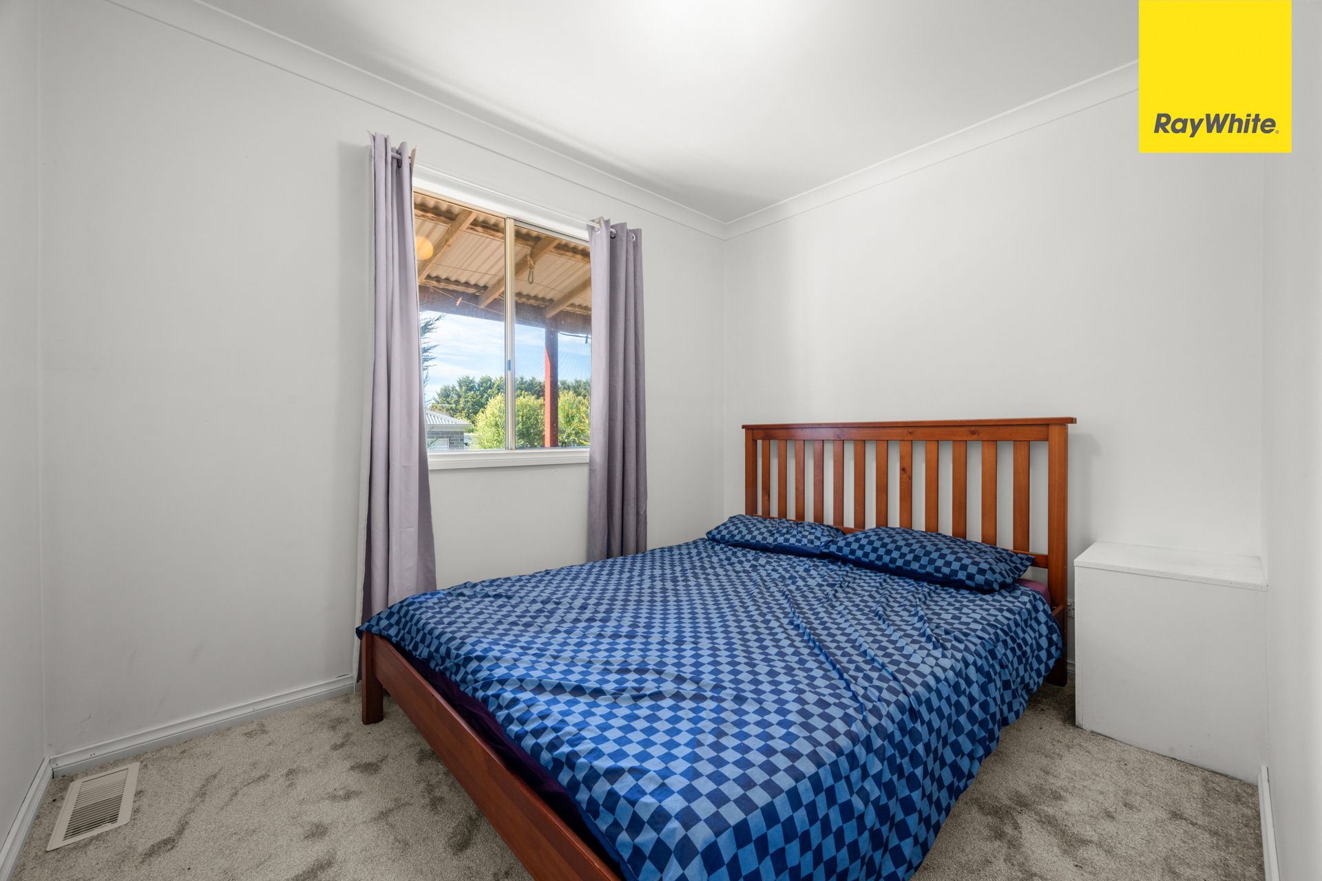 27 Walsh Street — photo 5 of 22