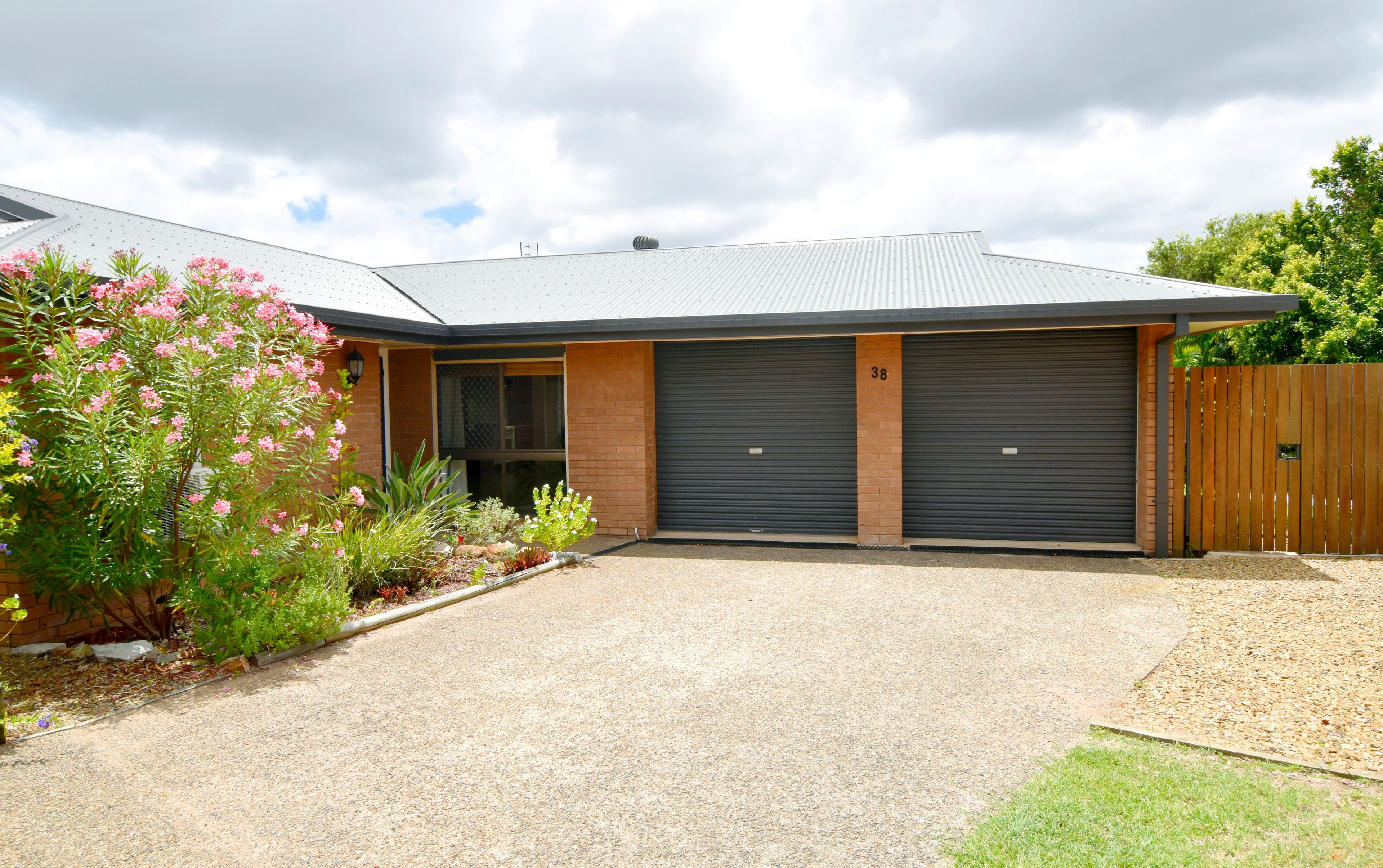 38 Apollo Street, Clinton, QLD 4680