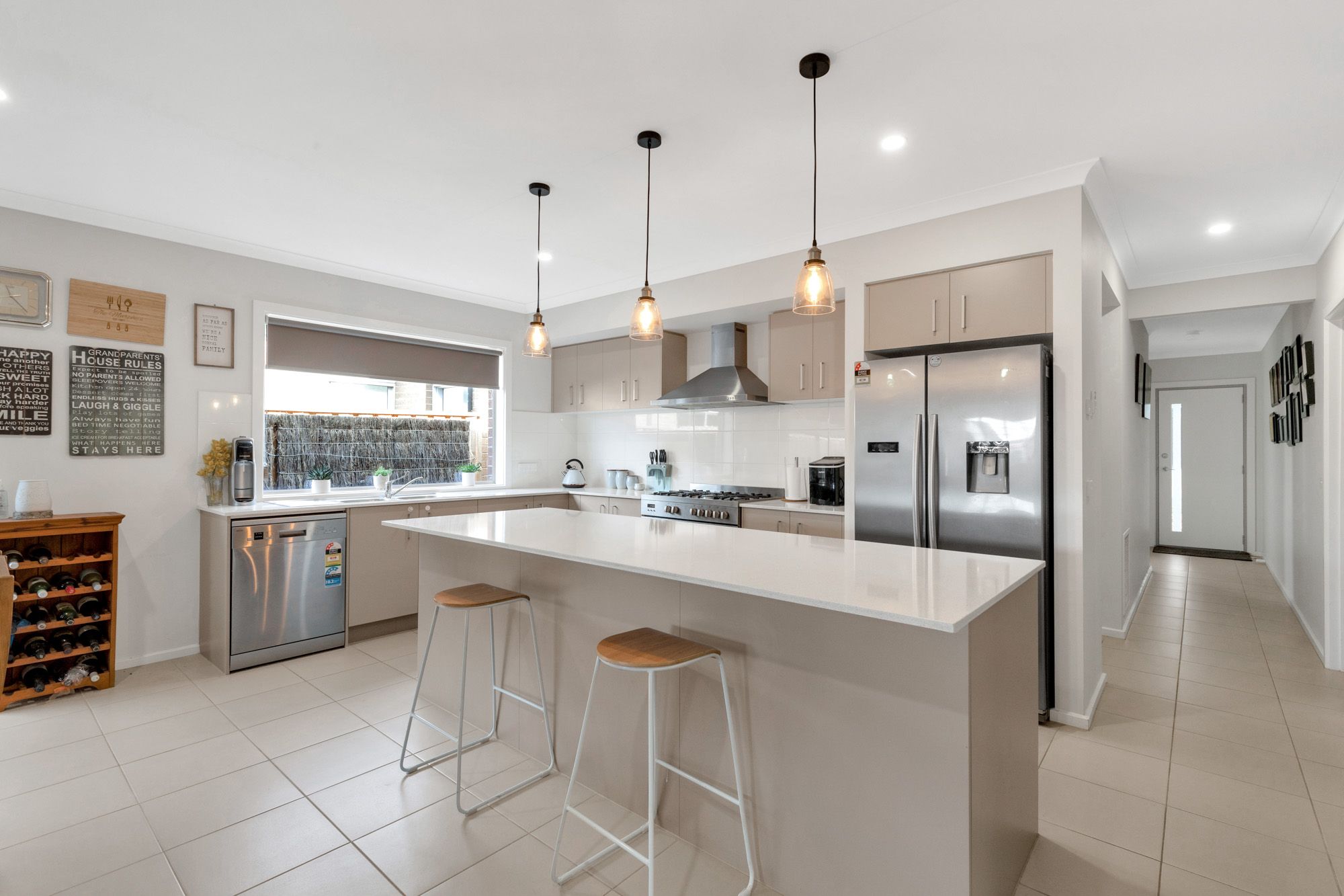 24 Rosewater Street, MANOR LAKES, VIC 3024