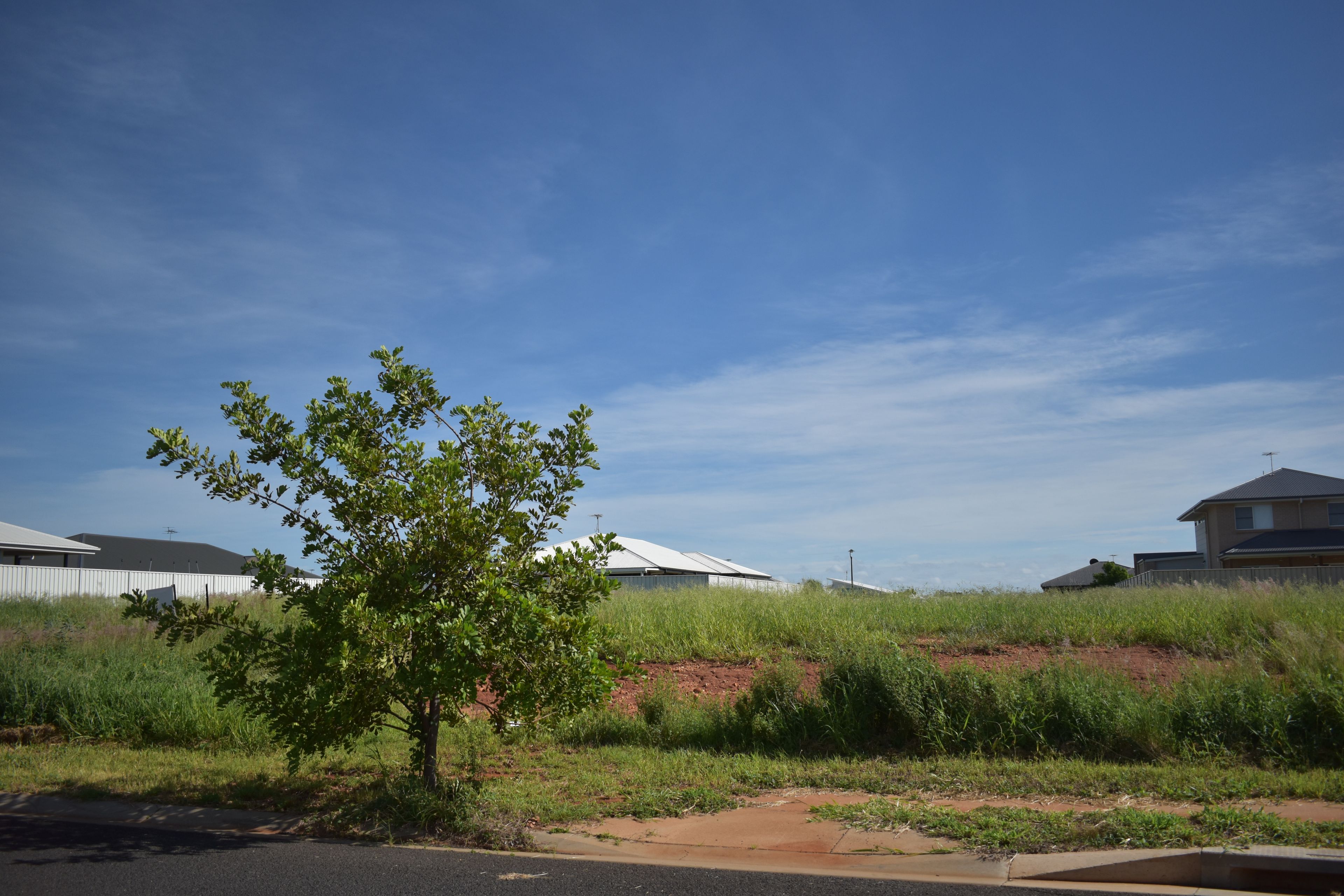 32 Canterbury Road, Emerald, QLD 4720