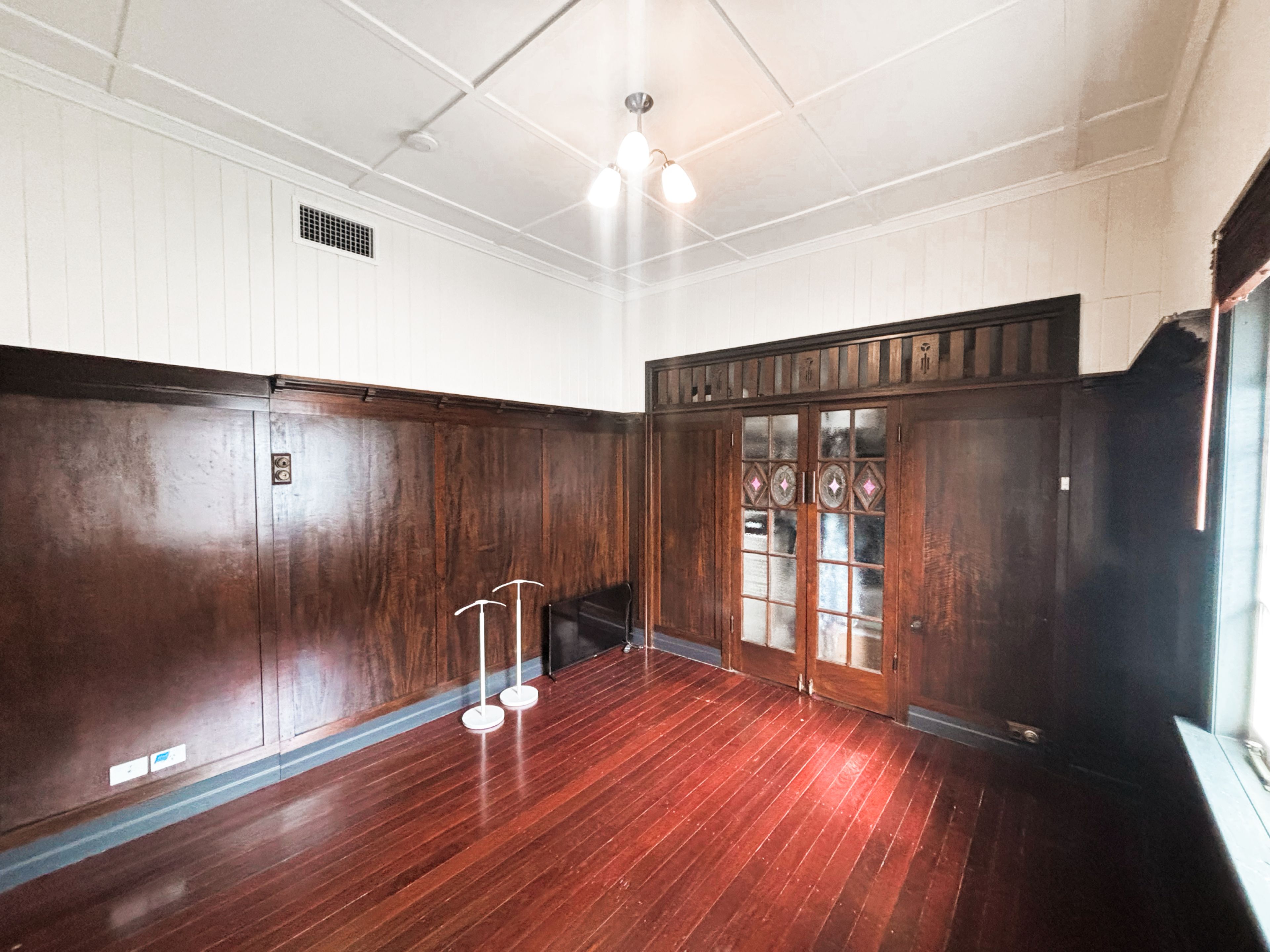 741 Logan Road, Greenslopes, QLD 4120