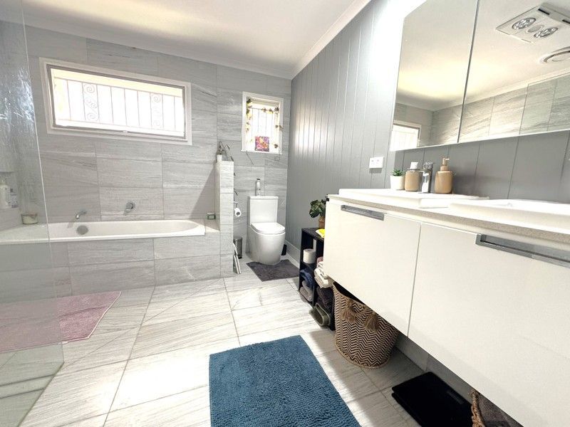 17 Darwin Street, Aspley, QLD 4034