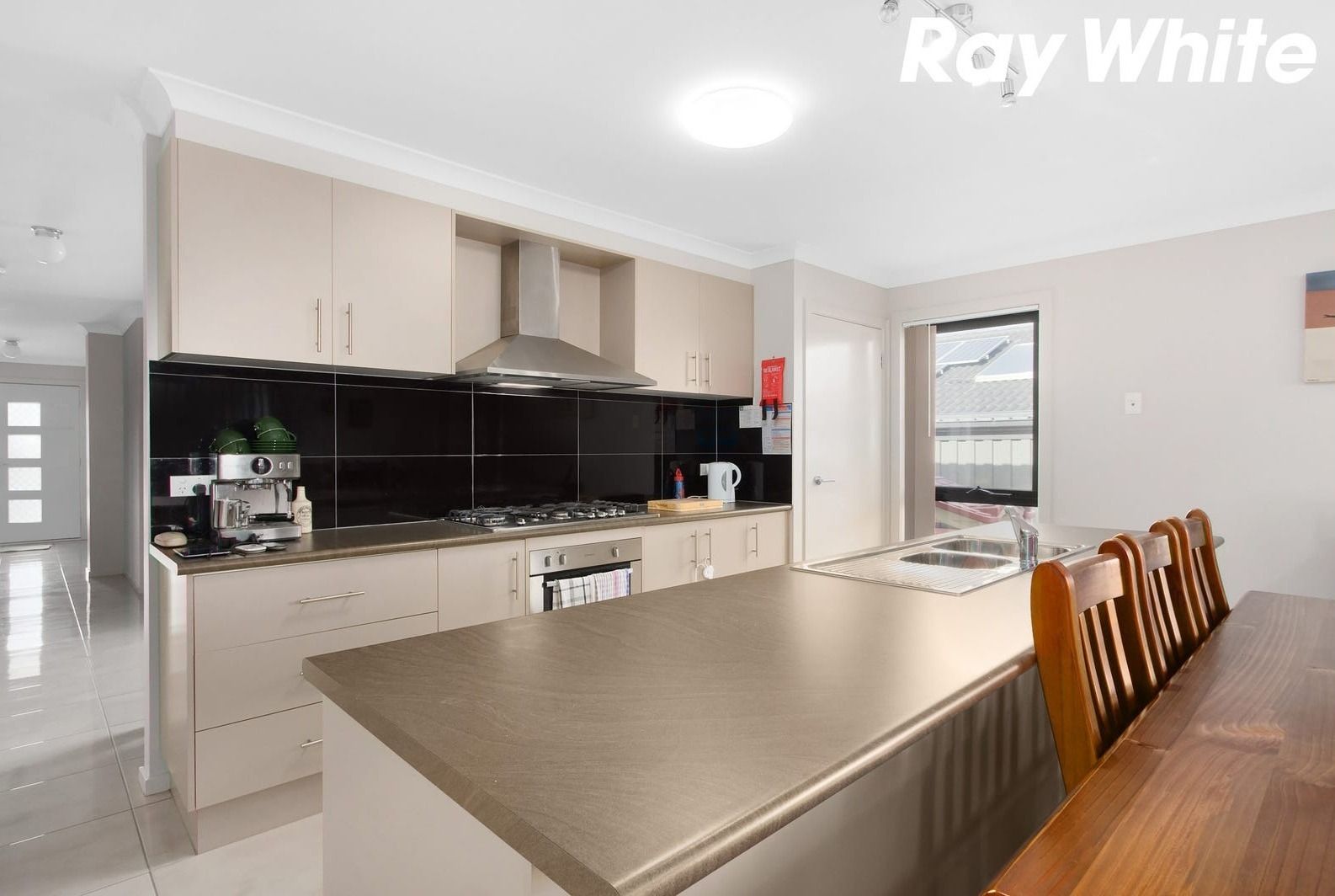 31 Obrien Parade, Pakenham, VIC 3810