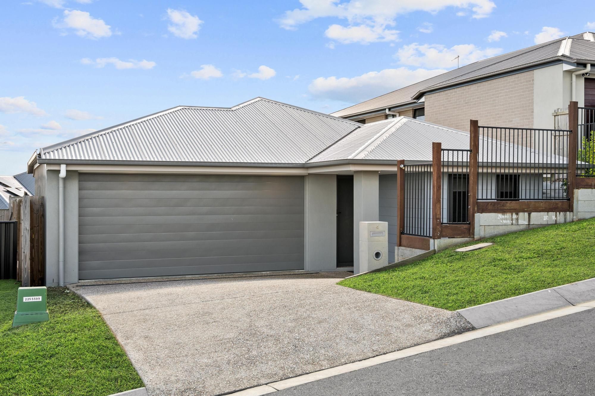 4 Capella Street, South Ripley, QLD 4306
