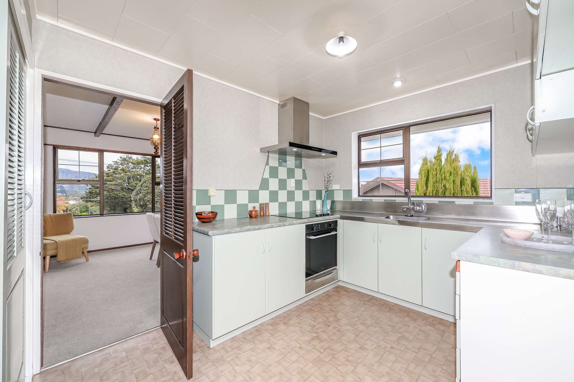 255 Helensburgh Road photo 7