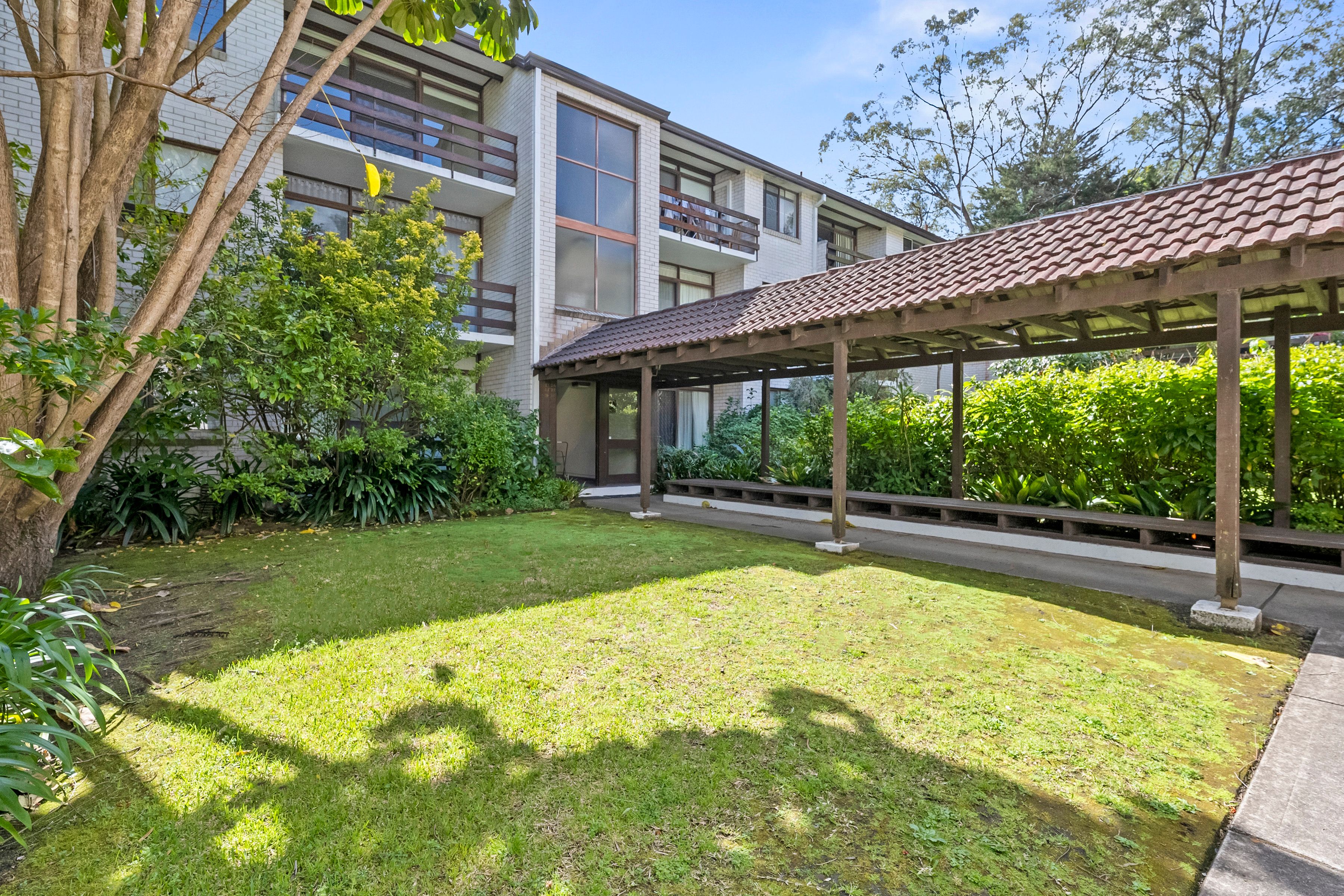 23/38-42 Hunter Street — photo from Ray White Upper North Shore