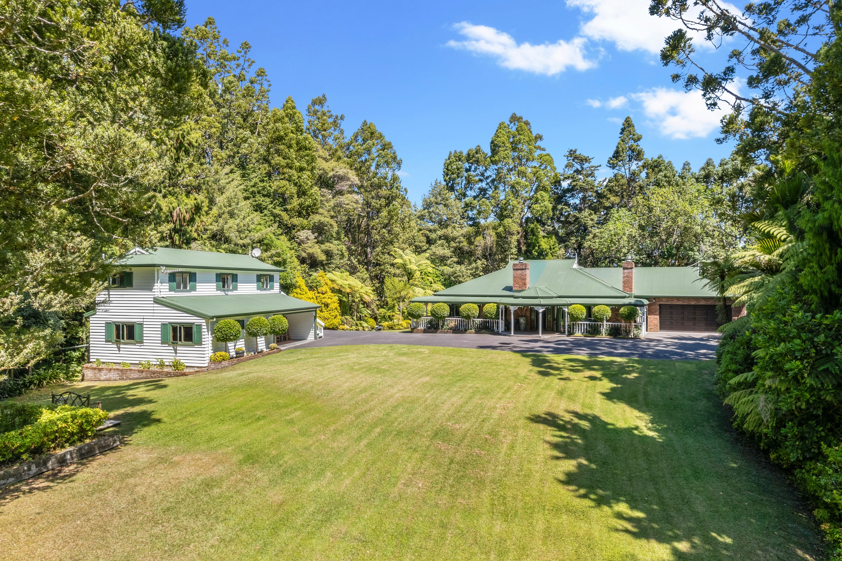 75 Woodlands Park Road, Titirangi, Waitakere City