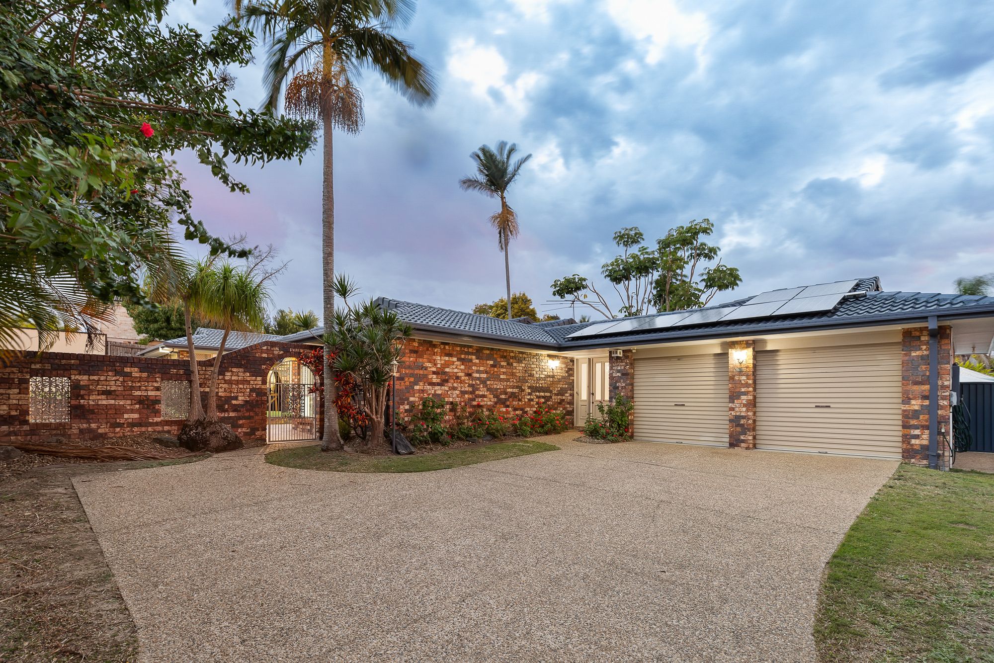 21 Coolidge Court, Stretton, QLD 4116