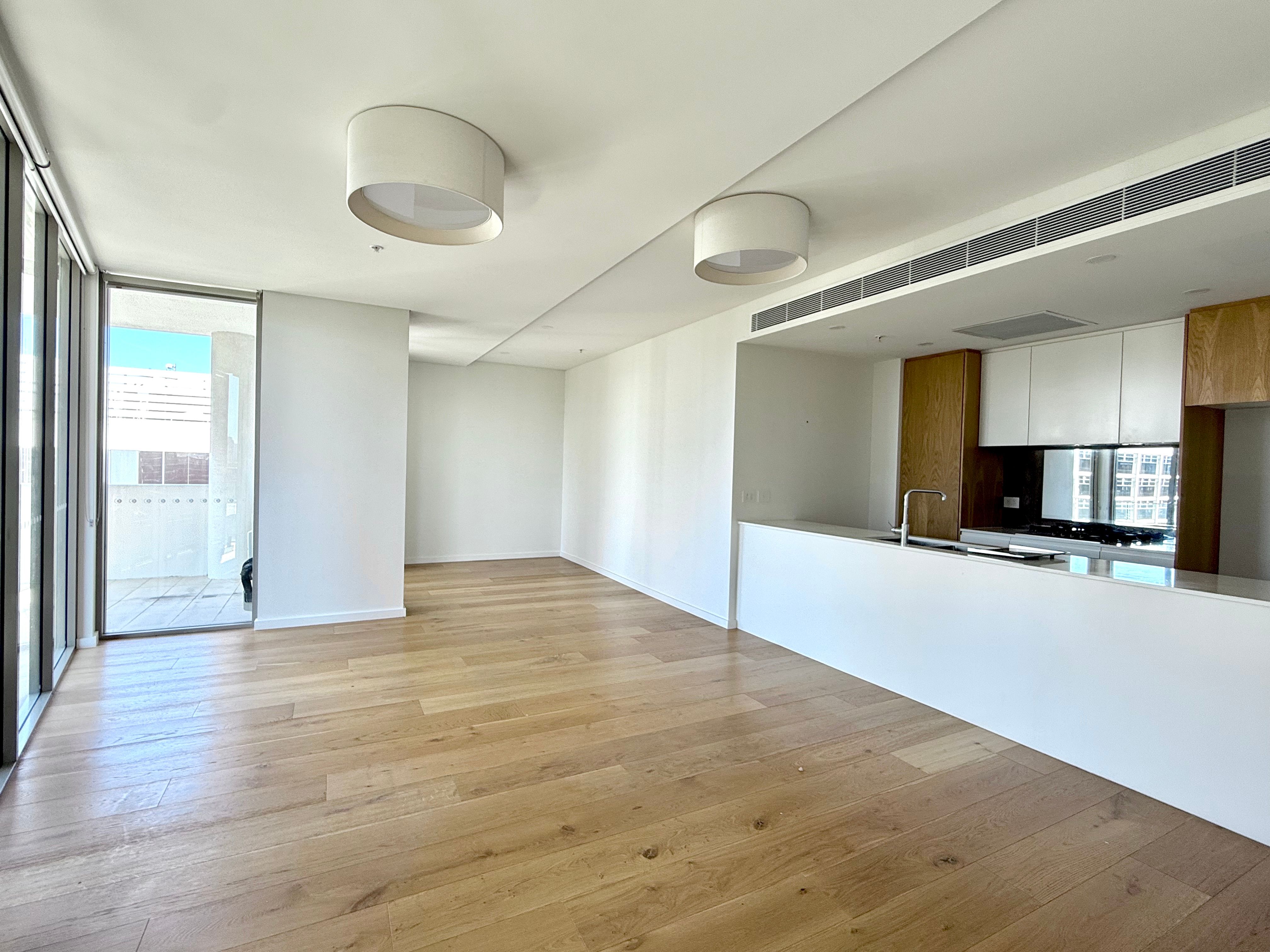 805/248 Coward Street — photo 3 of 10